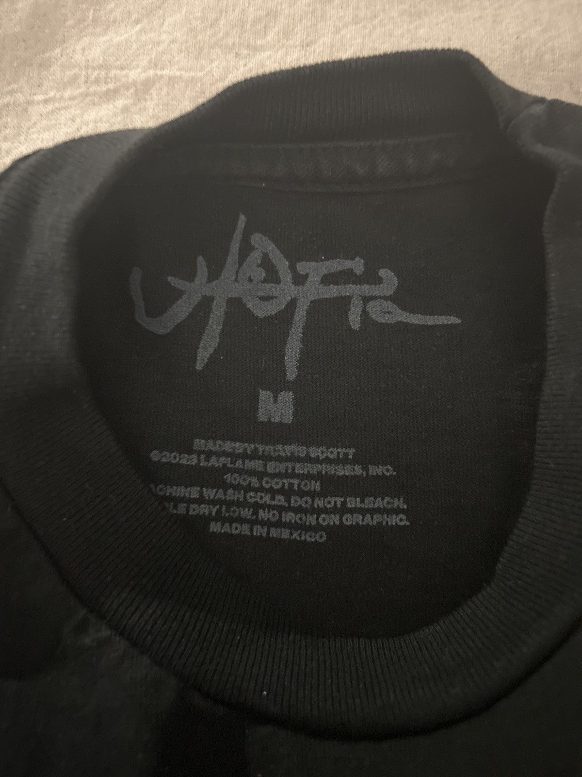 Travis Scott Travis Scott Utopia Tee Size US M / EU 48-50 / 2 - 3 Thumbnail
