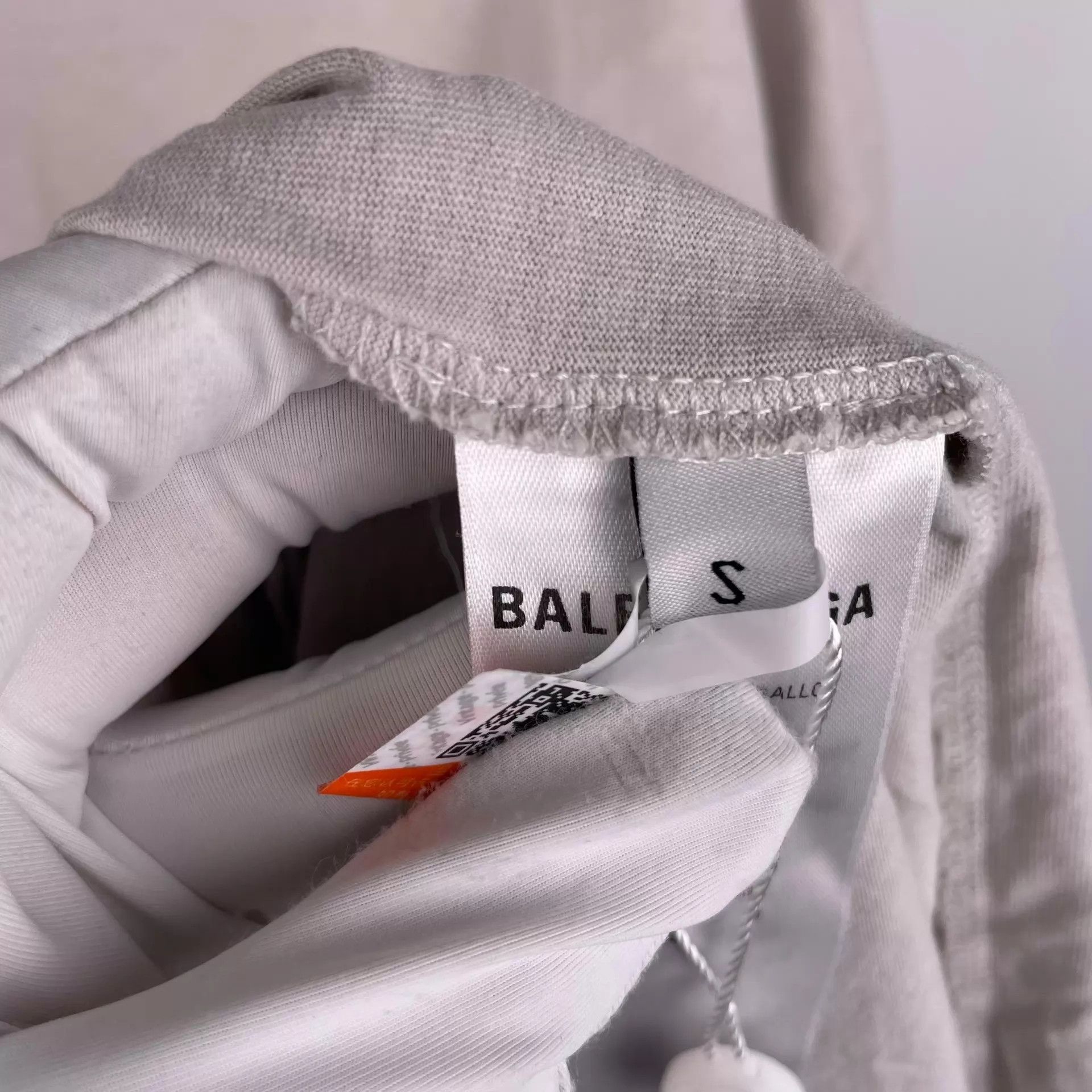 Balenciaga Balenciaga Men's Short Sleeve Tee Gray/Pink Logo S Size US S / EU 44-46 / 1 - 5 Thumbnail