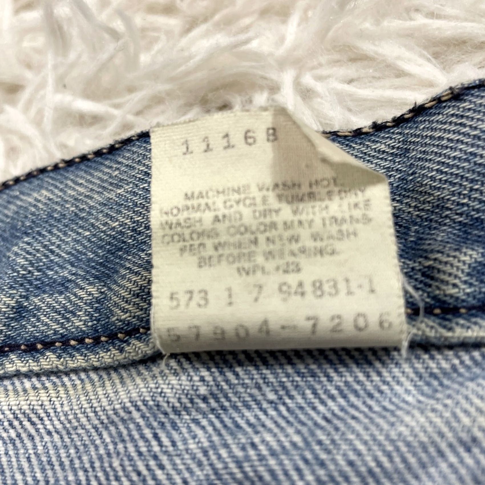 Levi's VINTAGE Levi's Jeans Women 9 Pleated Mom High Waist Blue Grunge Denim 90s Rock Distressed 5-Pocket Logo Mens? Size 30" / US 8 / IT 44 - 7 Thumbnail