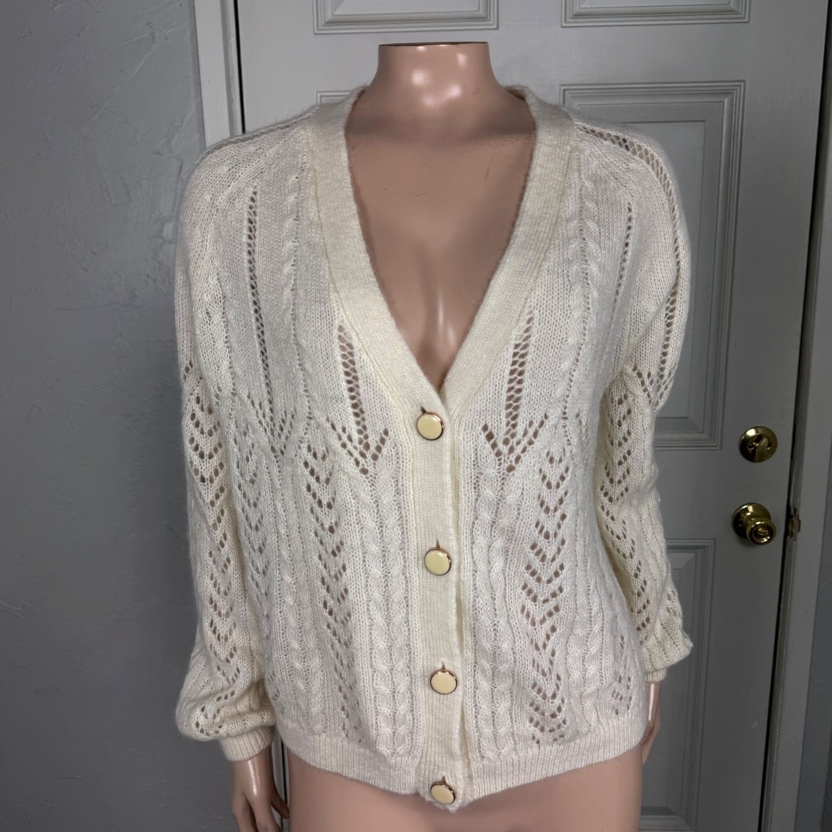 Vintage LA MAILLE SEZANE Women's Sweater Mohair Wool V-Neck Cardigan Knit Open-V Neck Winter Fall M Size M / US 6-8 / IT 42-44 - 2 Thumbnail
