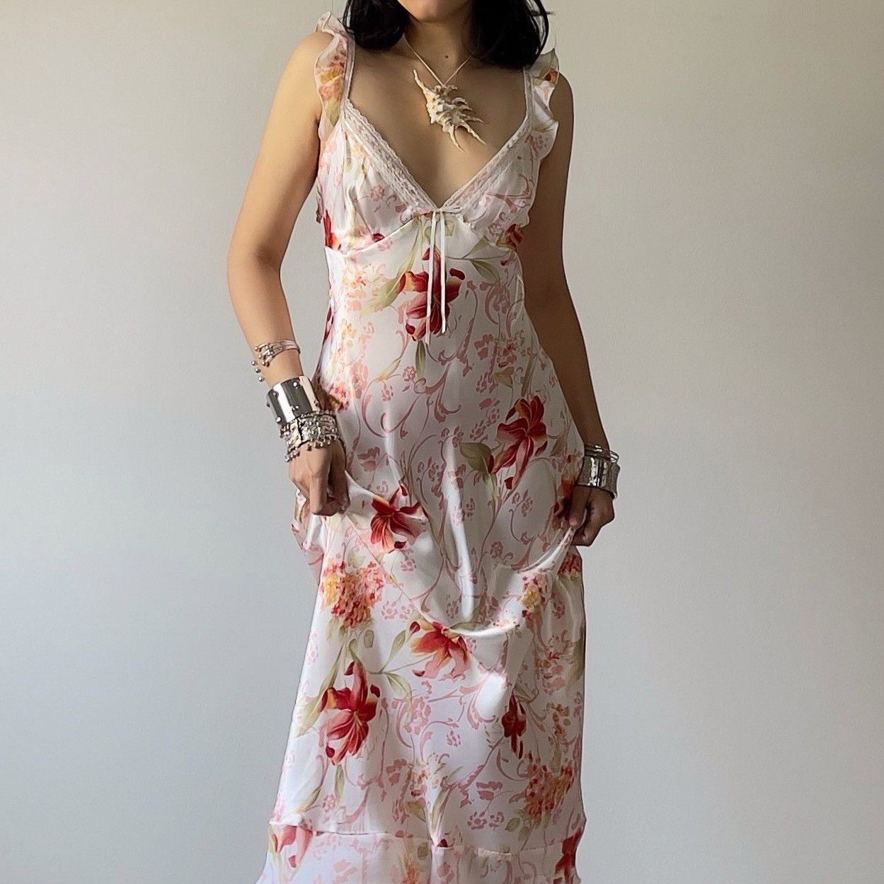 Romantic White Floral Satin Slip Dress (M-L)