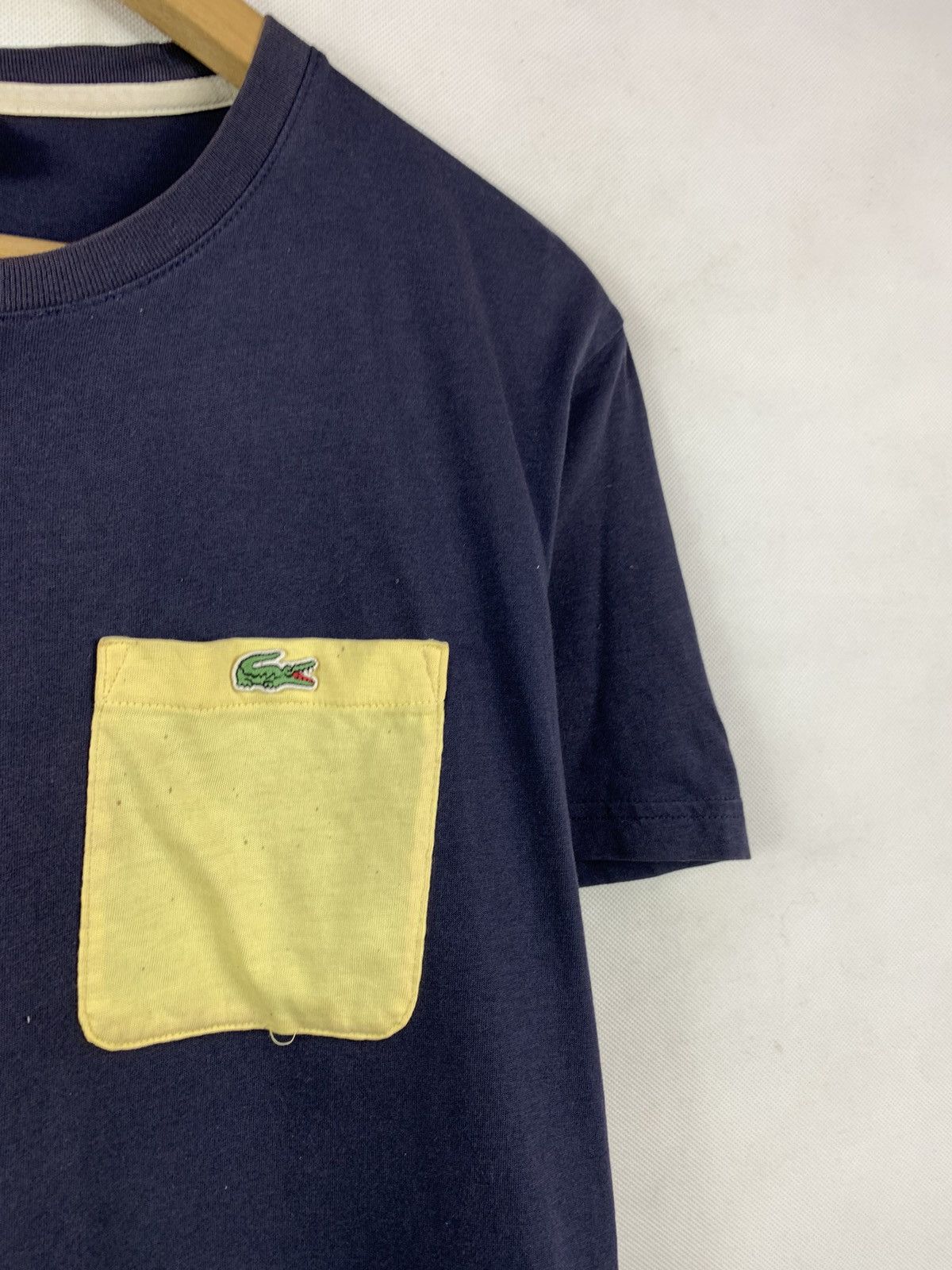 Lacoste Steals! Lacoste Single Pocket Tee Size US M / EU 48-50 / 2 - 2 Thumbnail