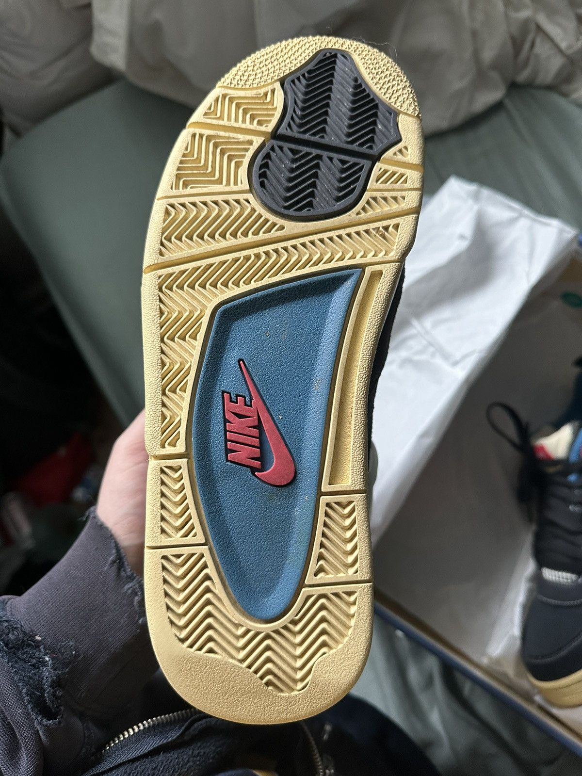 Jordan Brand × Nike × Union LA Union LA x Air Jordan J4 Off Noir Size US 9 / EU 42 - 6 Thumbnail