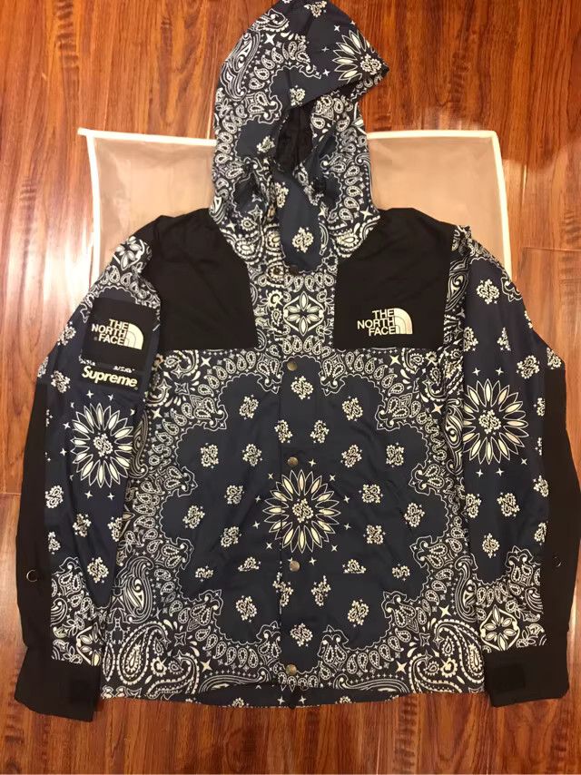 Supreme Supreme TNF Paisley Print hoodies Size US S / EU 44-46 / 1 - 1 Thumbnail
