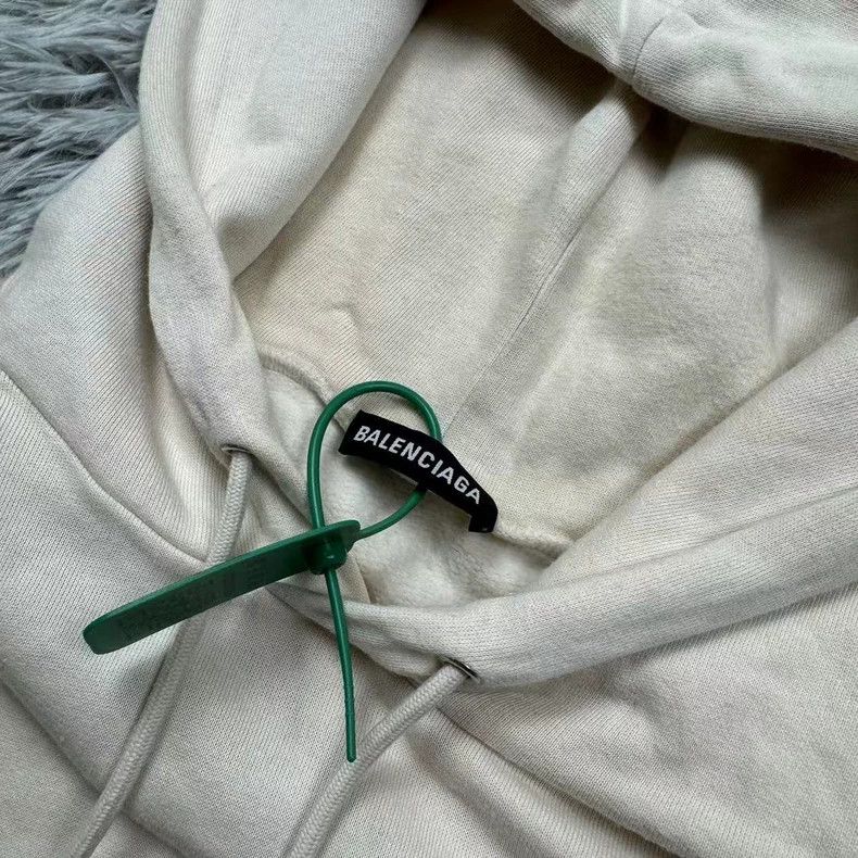 Balenciaga Balenciaga Back label sweatshirt 2504-Nextarrow Size US M / EU 48-50 / 2 - 4 Thumbnail