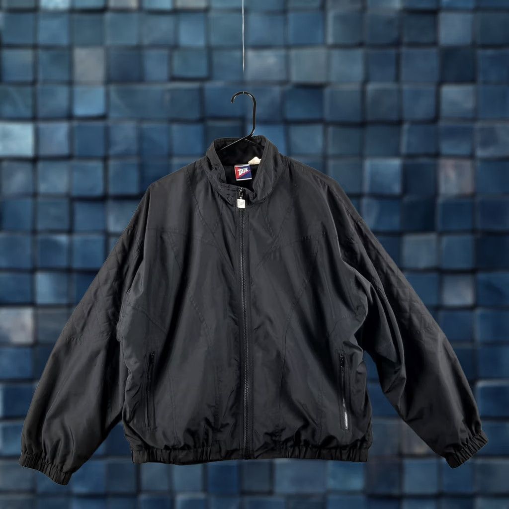 Vintage VINTAGE Tail 80s Windbreaker Track Jacket Women Large Black Zip Size L / US 10 / IT 46 - 1 Thumbnail