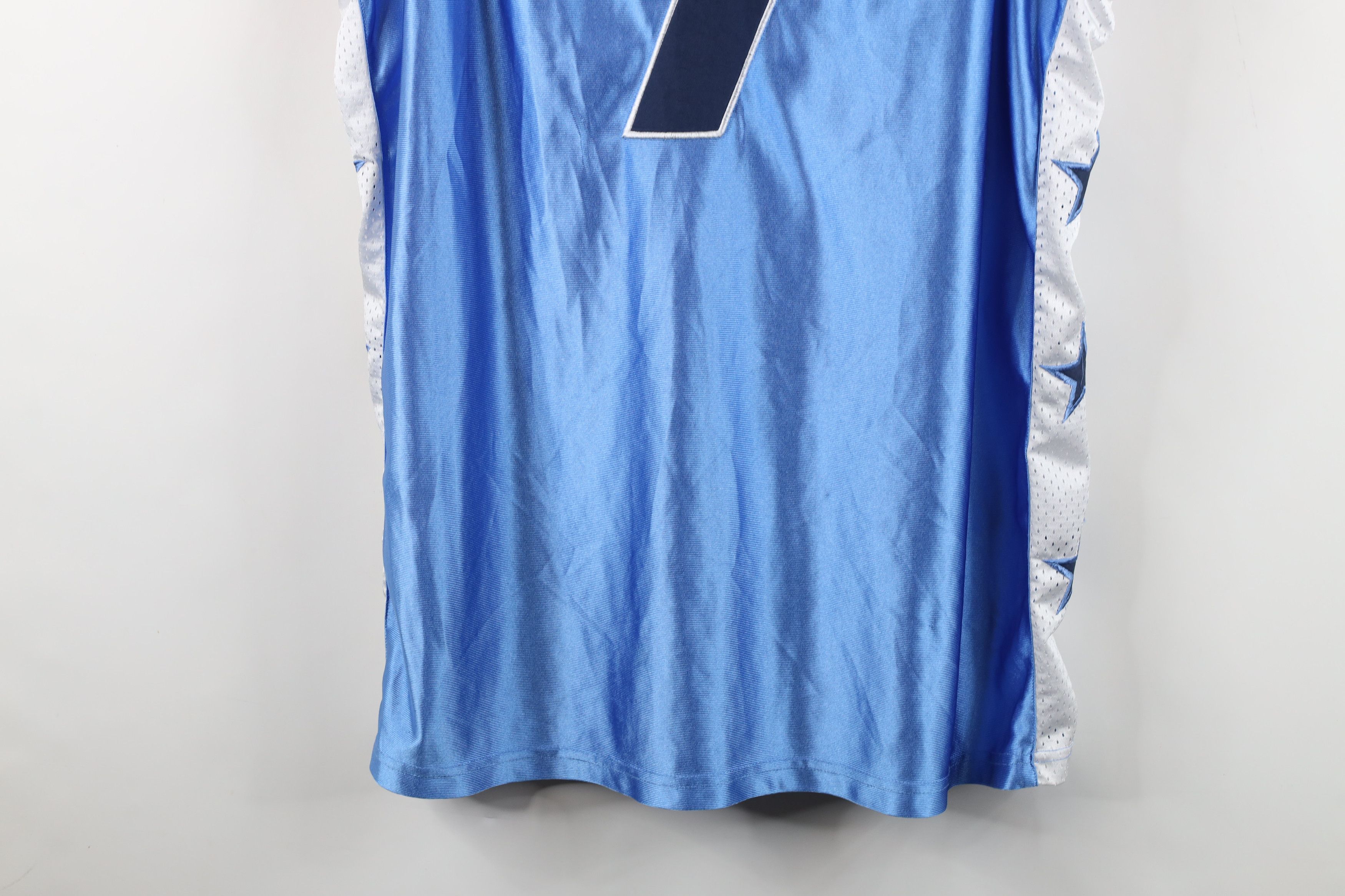 Vintage Vintage Y2K Streetwear Basketball Jersey Carolina Blue Size US XXL / EU 58 / 5 - 16 Thumbnail