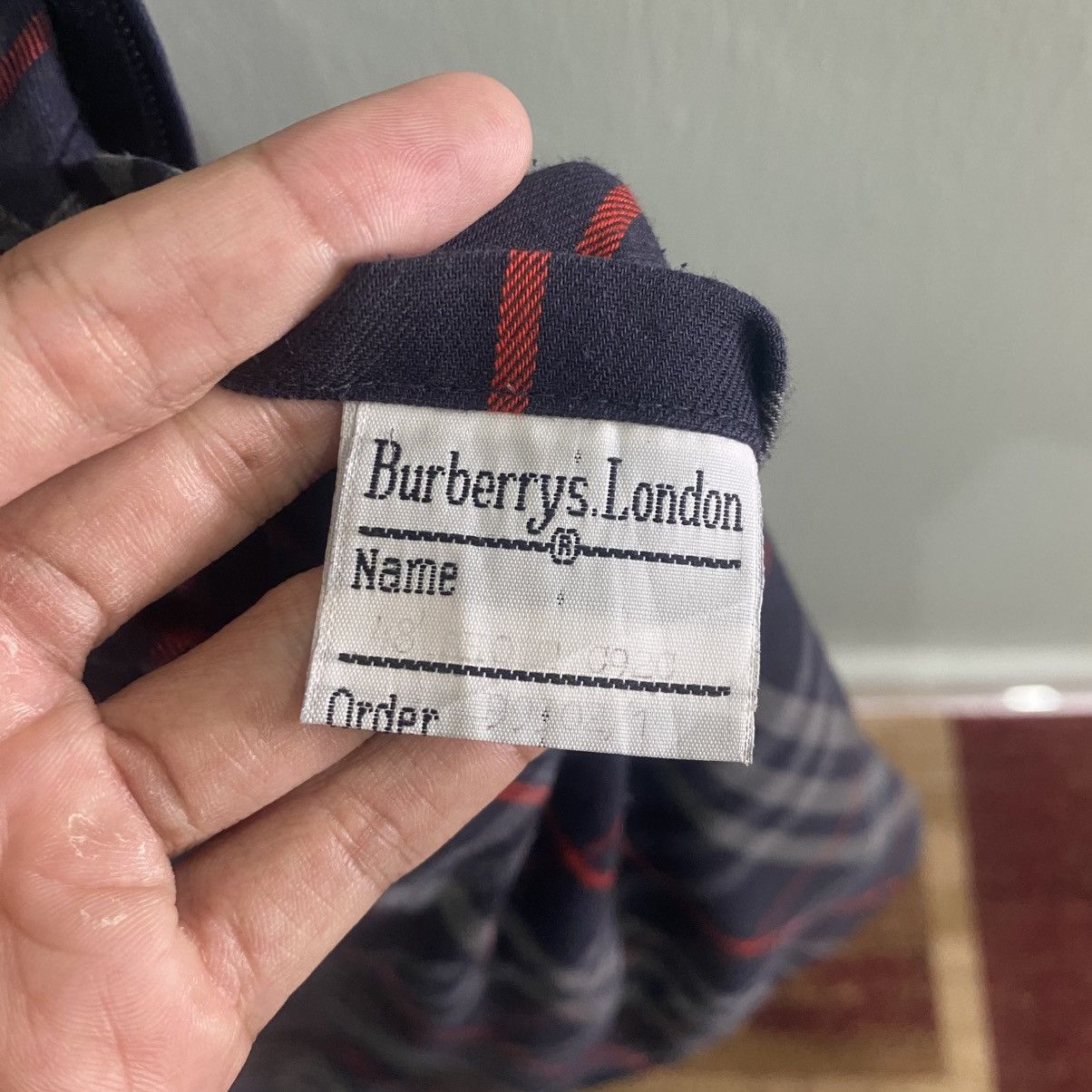 Burberry VTG Burberry Navy Balmacaan Coat Nova Check Lining England Size US L / EU 52-54 / 3 - 17 Thumbnail