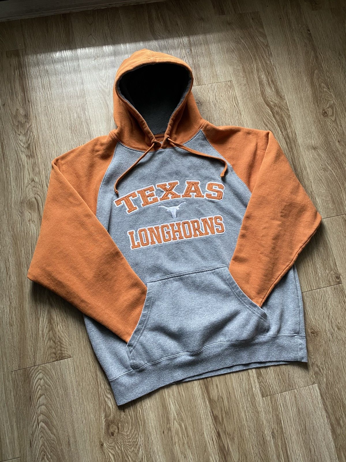 Vintage Y2K 00s Texas Longhorns Logo Hoodie Size US XL / EU 56 / 4 - 2 Thumbnail