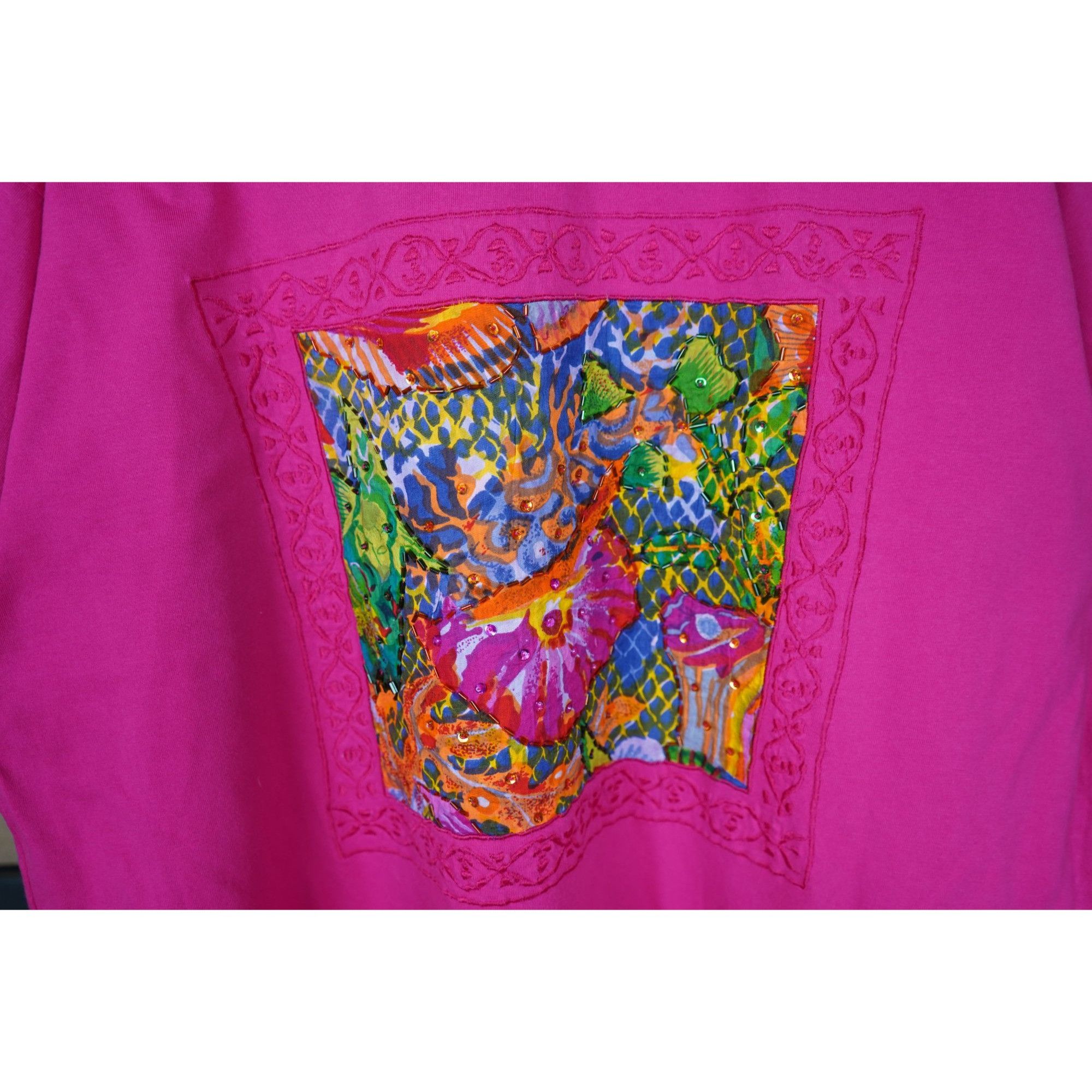Vintage Women's XXL Vintage Pink Abstract Art Tshirt, 90s #444 Size XXL / US 16-18 / IT 52-54 - 3 Thumbnail