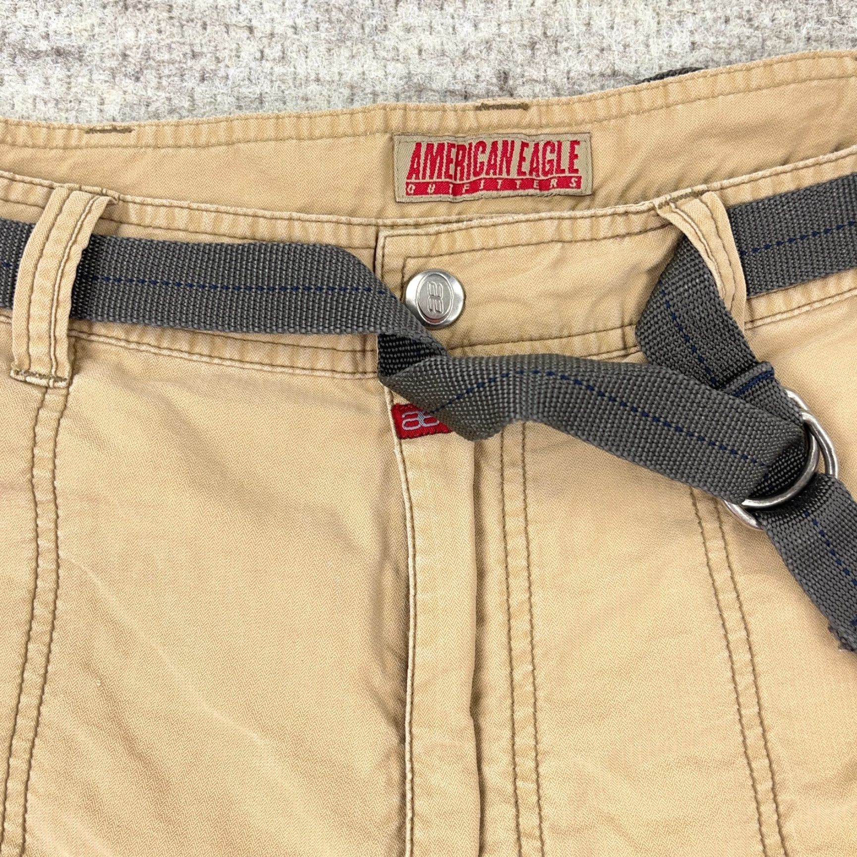 American Eagle Outfitters Vintage Y2K American Eagle Cargo Shorts Men 34 Tan Khaki Tan Baggy Skate Belted Size US 34 / EU 50 - 4 Thumbnail