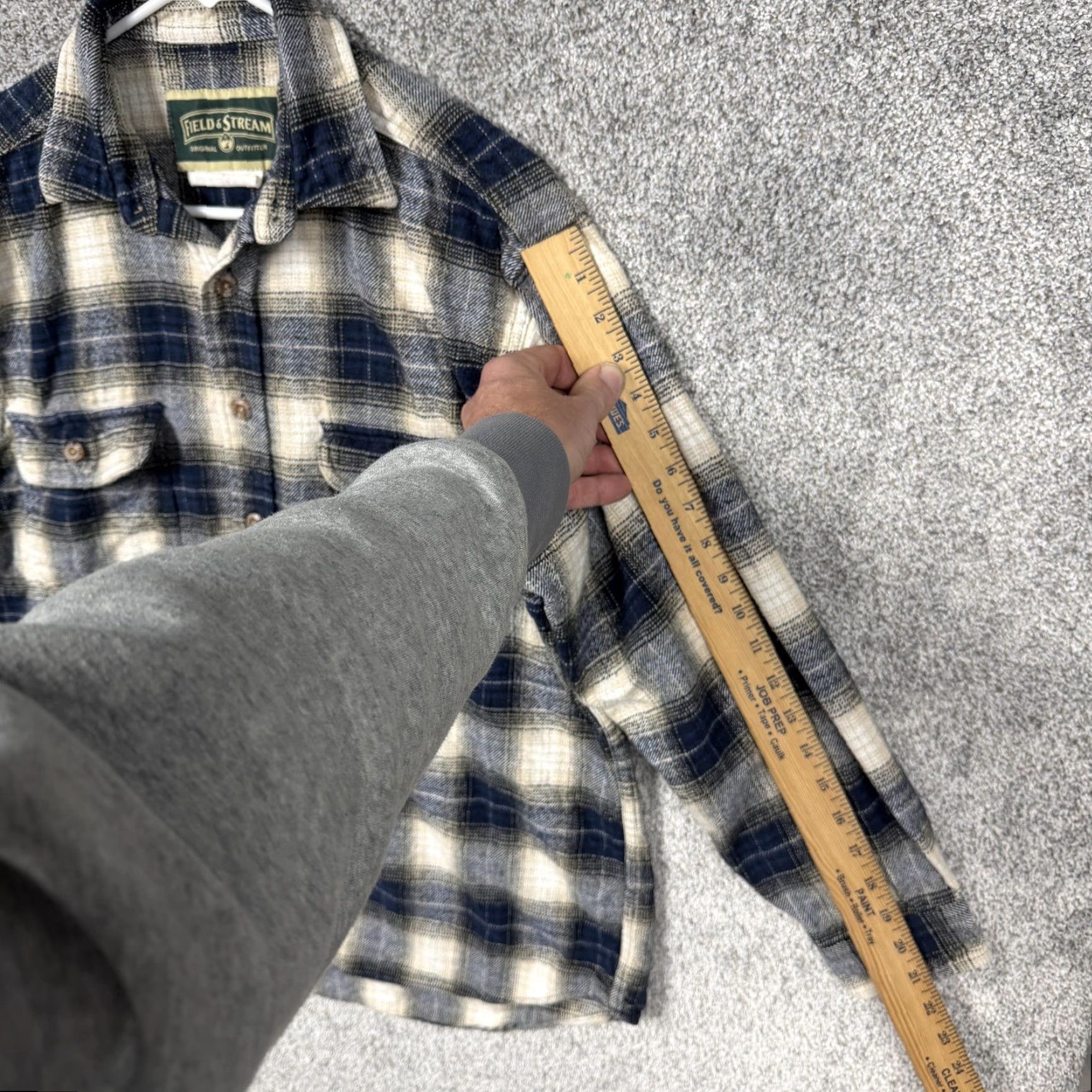 Vintage VINTAGE Field & Stream Flannel Shirt Mens 44 Blue Tan Plaid Button Up Workwear Outdoors Size US XXL / EU 58 / 5 - 4 Thumbnail