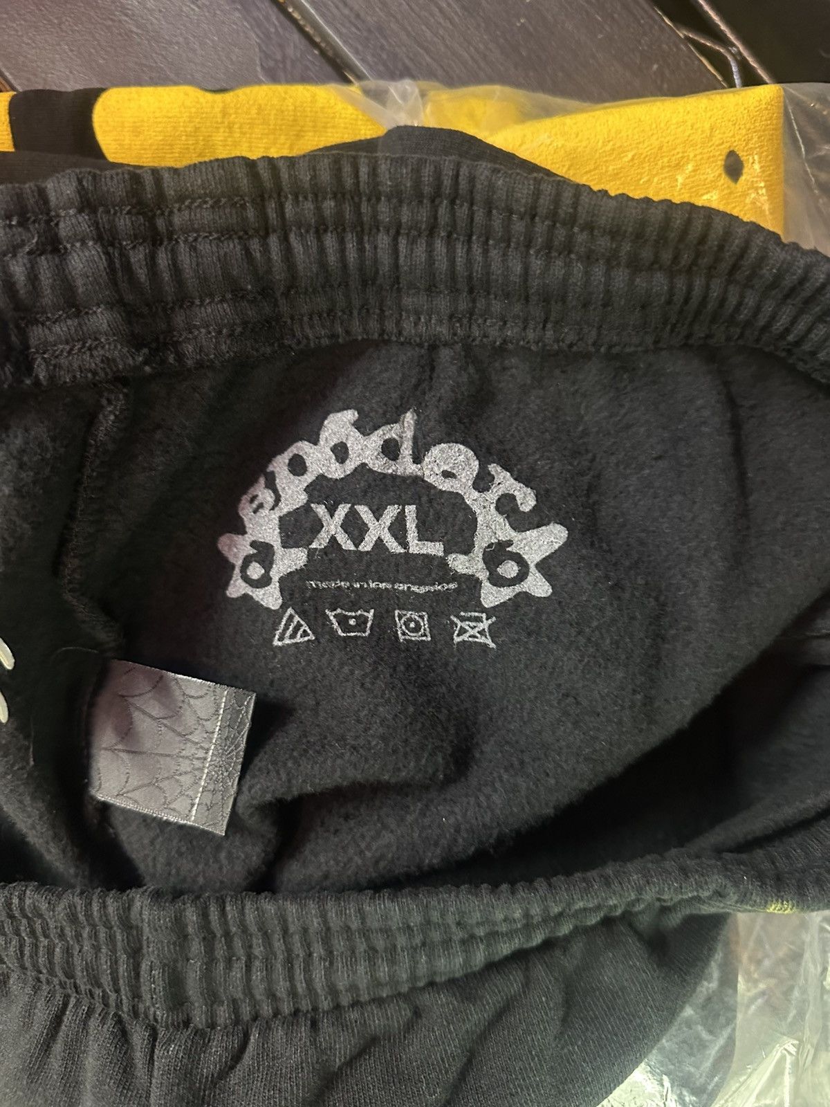 Sp5der Sp5der "Black/Yellow Beluga" Sweatpants size XXL Size US 40 / EU 56 - 3 Thumbnail