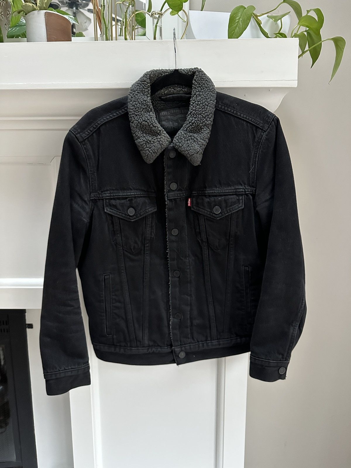 Levi's Black Denim Sherpa Trucker Jacket Size US S / EU 44-46 / 1 - 1 Thumbnail