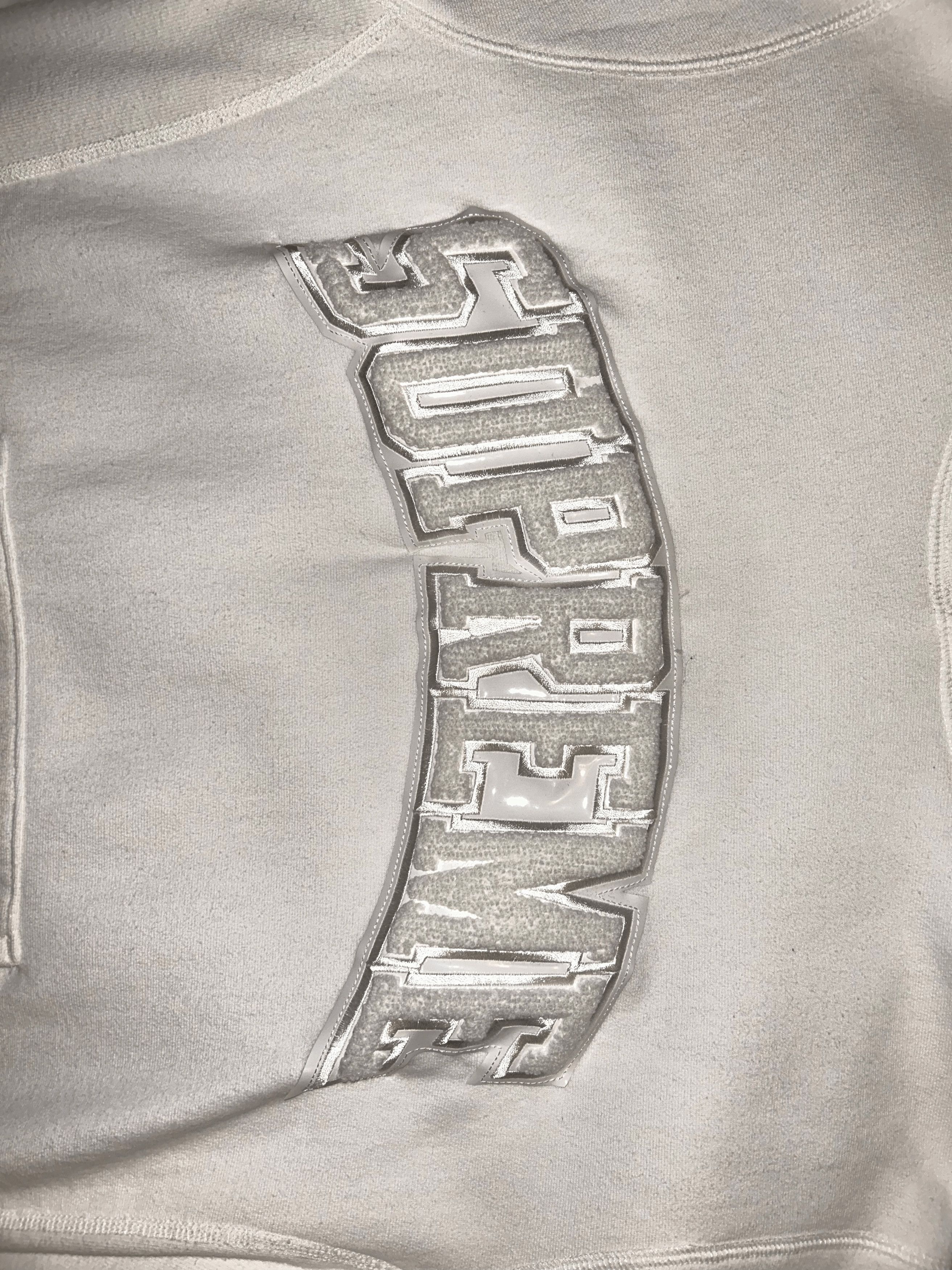 Supreme Supreme Patent/Chenille Arc Logo Hooded Sweatshirt White Size US M / EU 48-50 / 2 - 4 Thumbnail