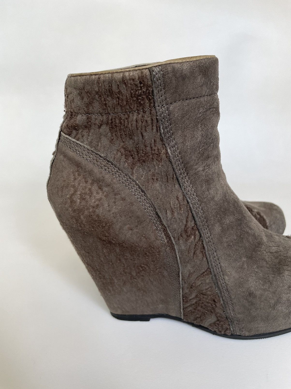 Rick Owens Distressed Shearling Biker Boots Size US 7 / IT 37 - 2 Thumbnail