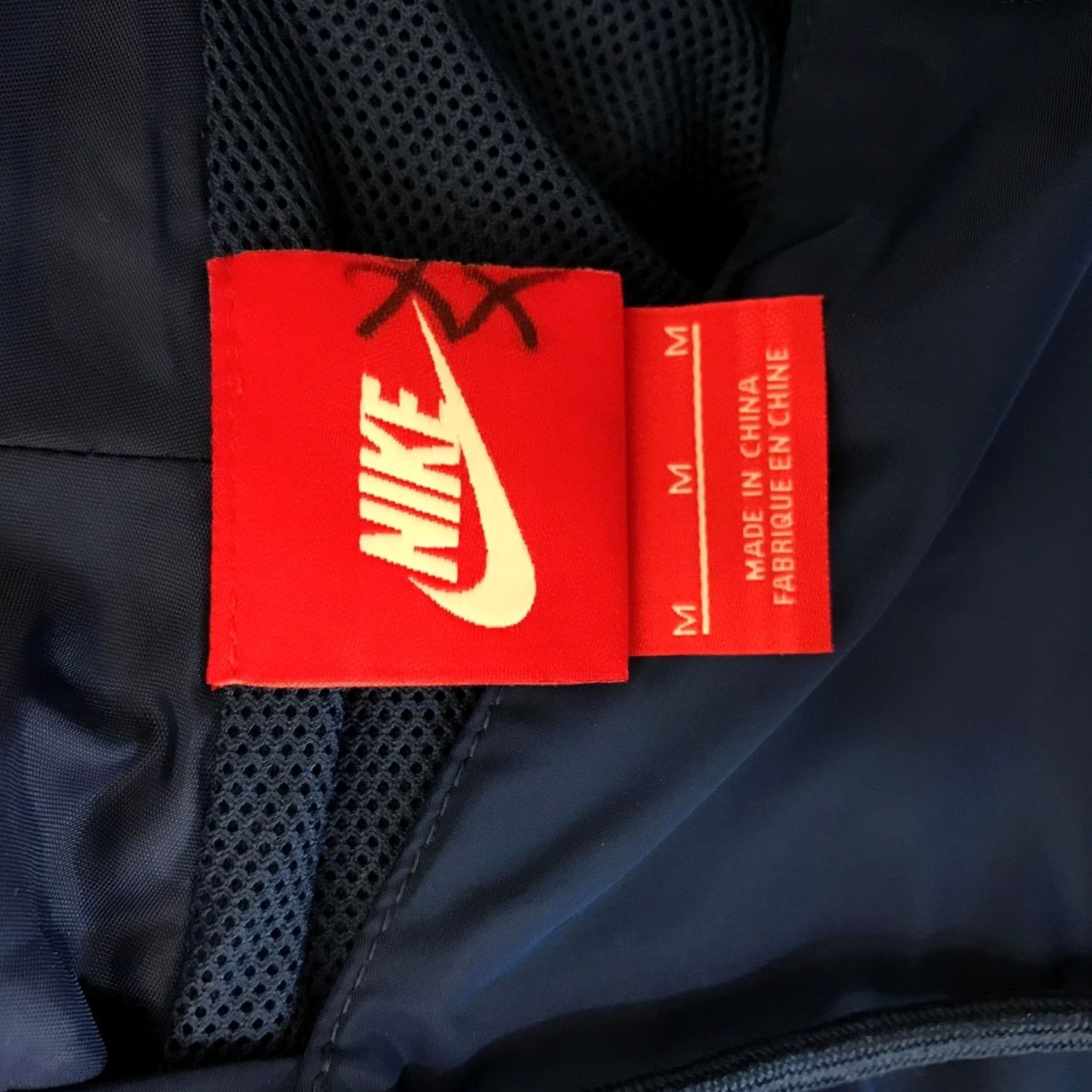 Nike Nike Windrunner Hooded Jacket Parka Navy Blue M Women's Activewear Windbreaker Zip Size M / US 6-8 / IT 42-44 - 7 Thumbnail