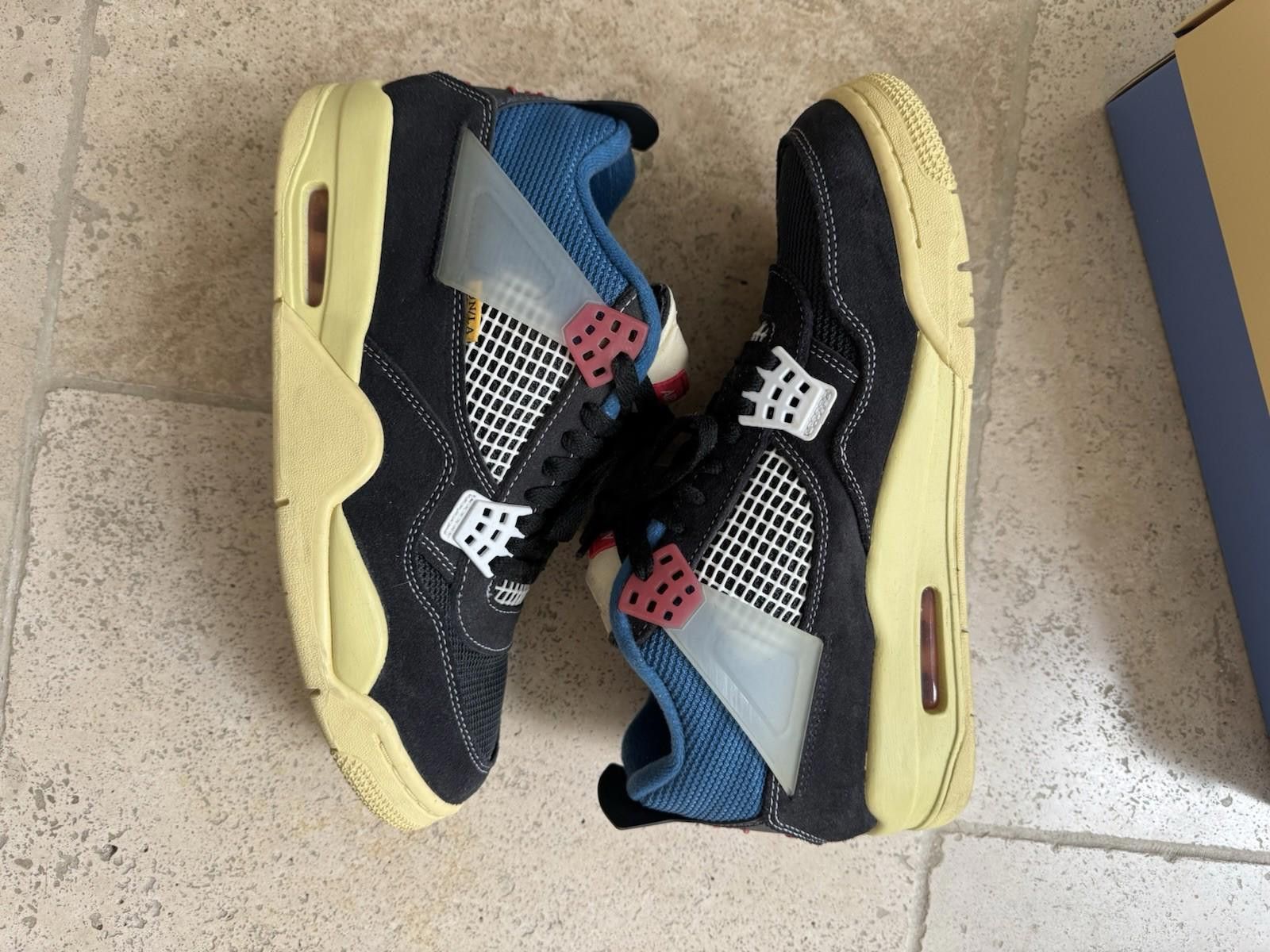 Jordan Brand Air Jordan4 Retro x Union LA 'Off Noir' Size 7.5 Size US 8.5 / EU 41-42 - 2 Thumbnail