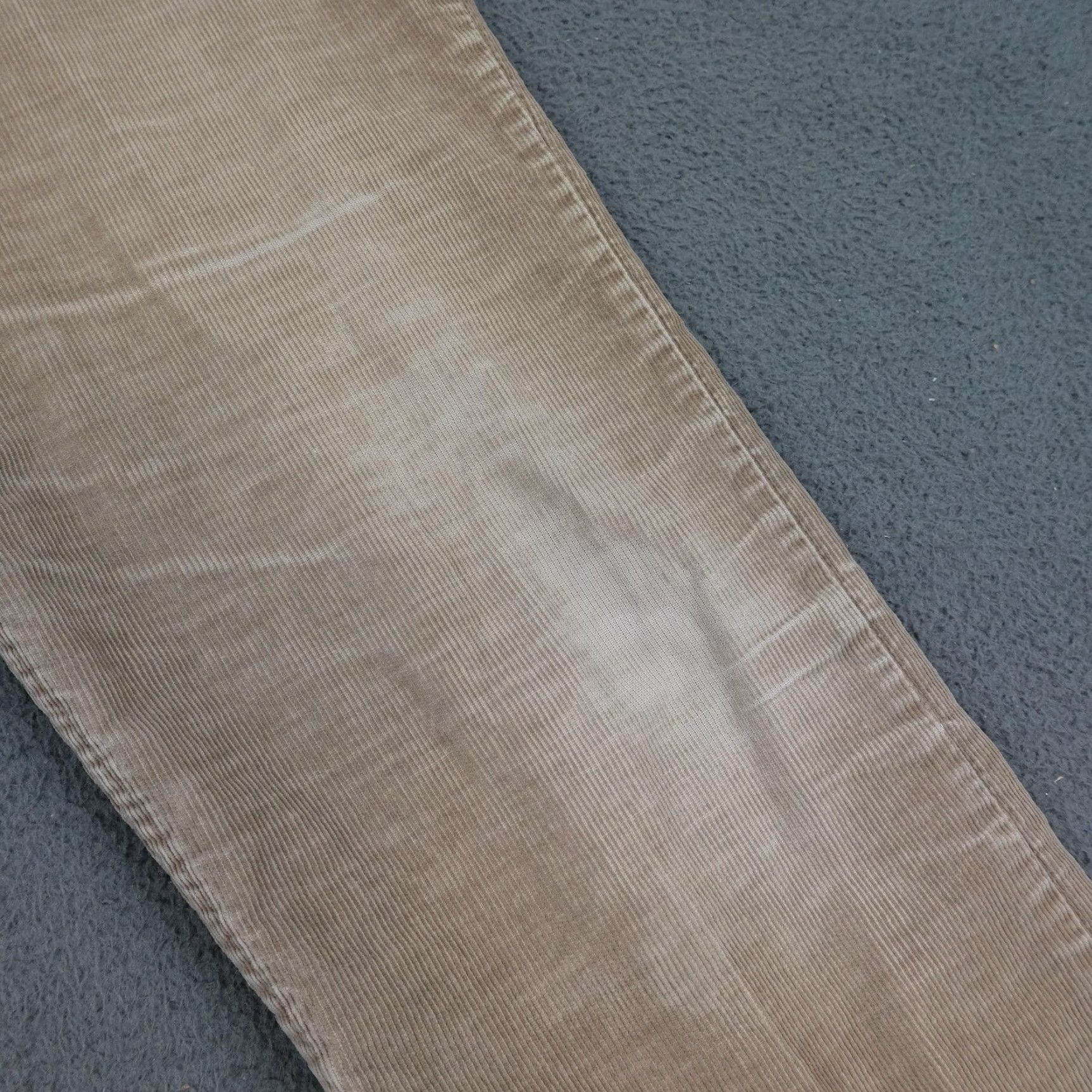 Levi's VINTAGE Levi's 517 Pants Mens 35x30 Corduroy Straight Leg Five Pocket Casual Beige Size US 35 - 5 Thumbnail