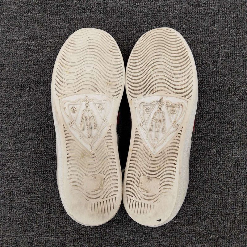 Gucci Gucci ACE Leather Ladybug Embroidered Sneakers Size US 5 / IT 35 - 6 Thumbnail