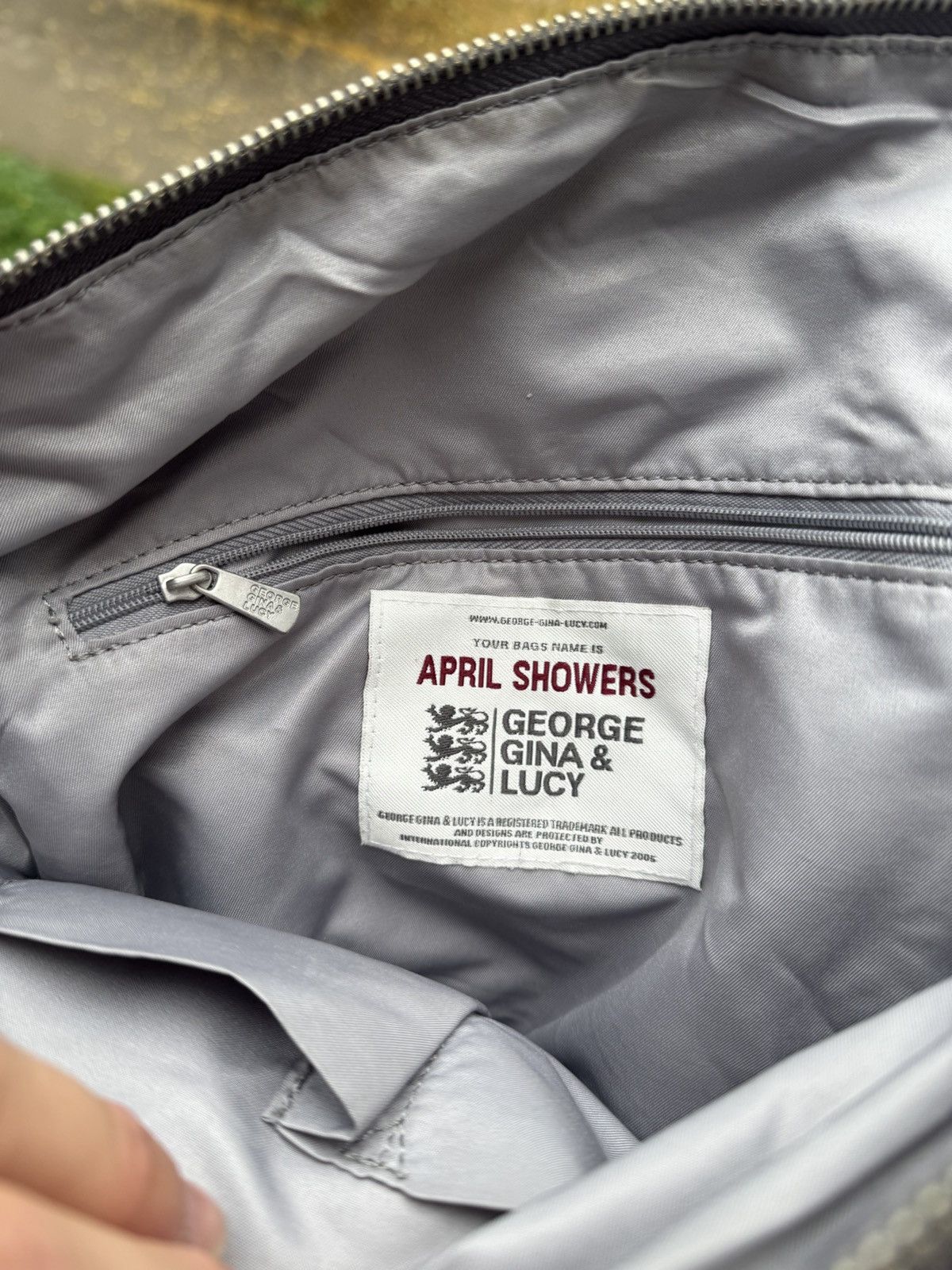 George Gina & Lucy George Gina & Lucy Handle Bag Streetwear Size ONE SIZE - 8 Thumbnail
