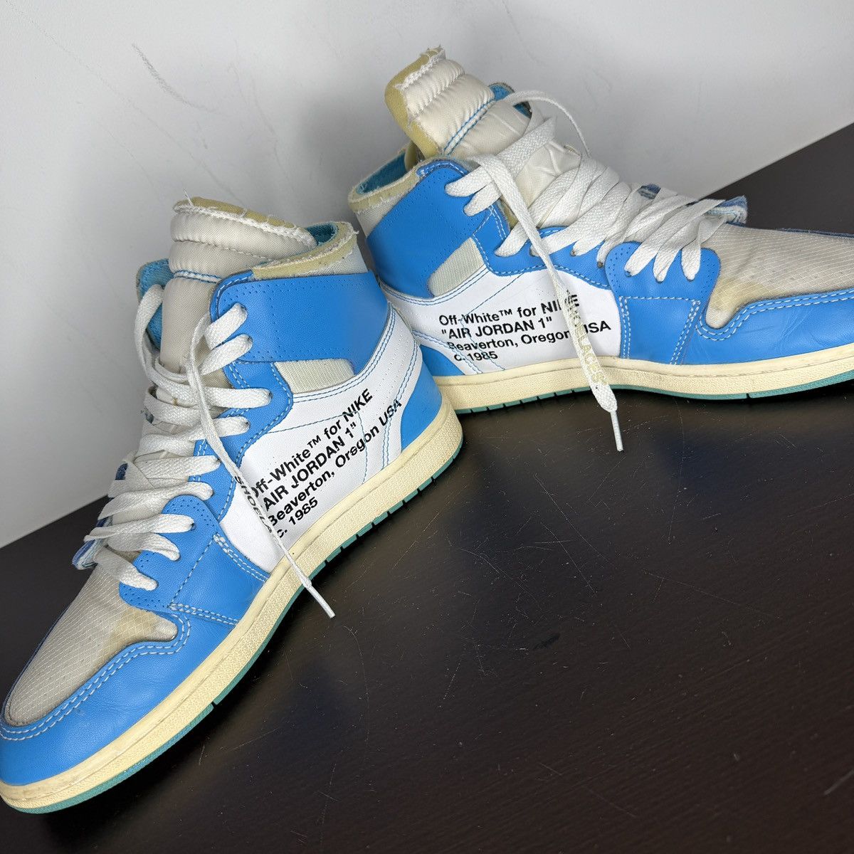 Nike × Off-White Nike Off-White Blue UNC Jordan 1 Hightop Sneakers Size US 9.5 / EU 42-43 - 7 Thumbnail