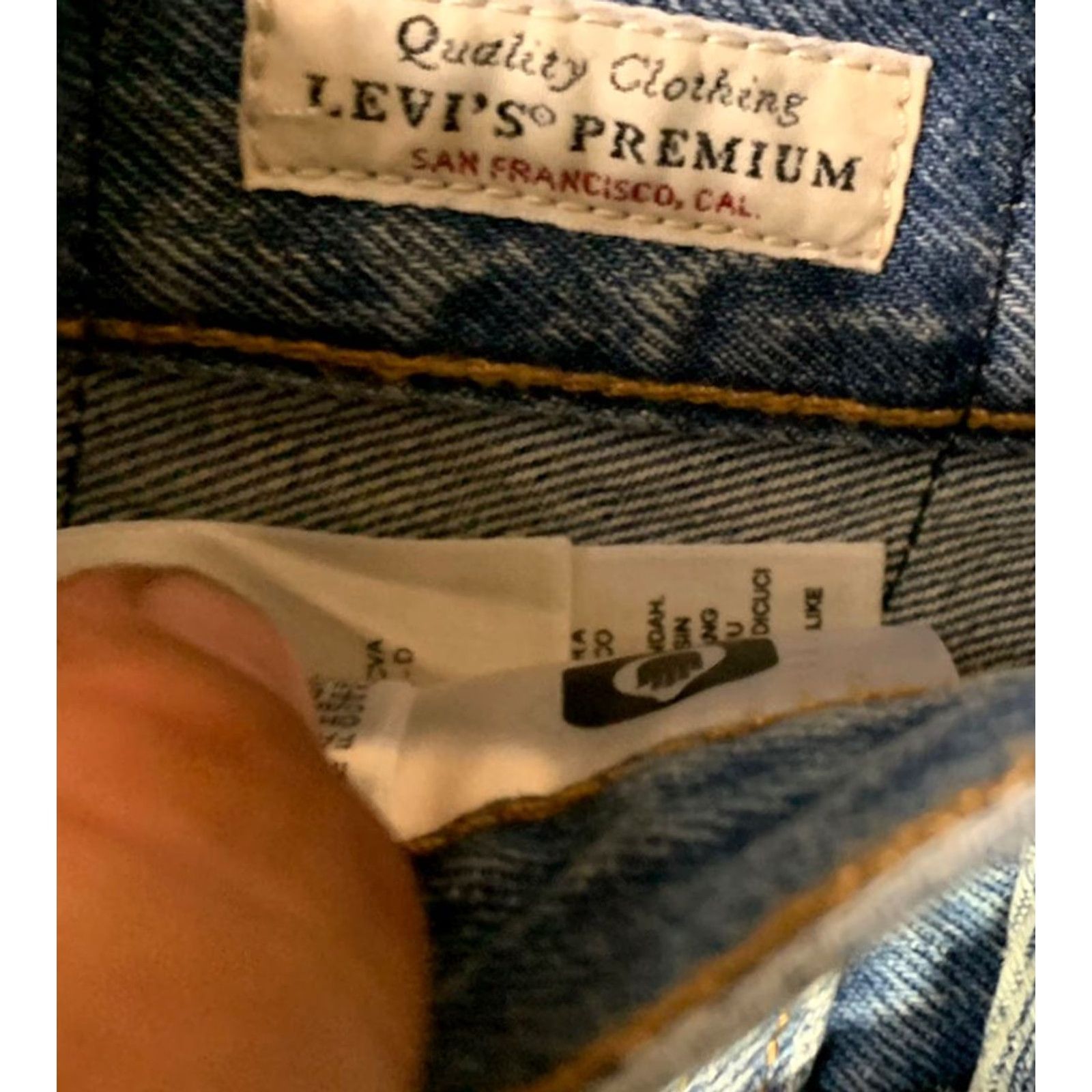 Levi's VINTAGE Levi's 501 Women's Denim Shorts Blue Size 26 Regular Cut-Off Size 26" / US 2 / IT 38 - 4 Thumbnail