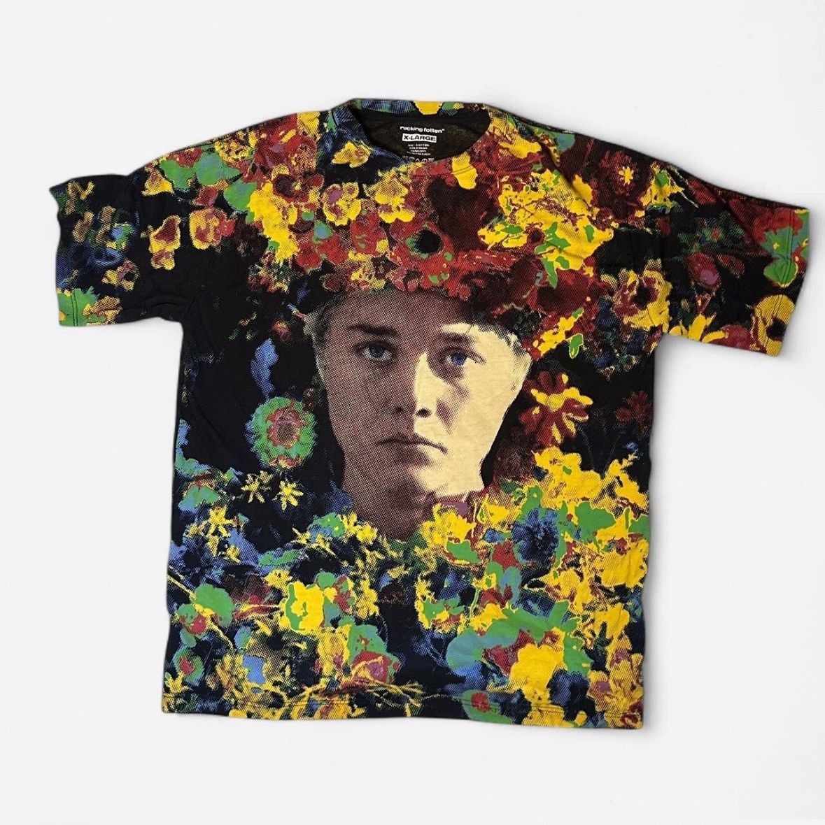 Midsommar All Over Print Tee (XL) Rucking Fotten
