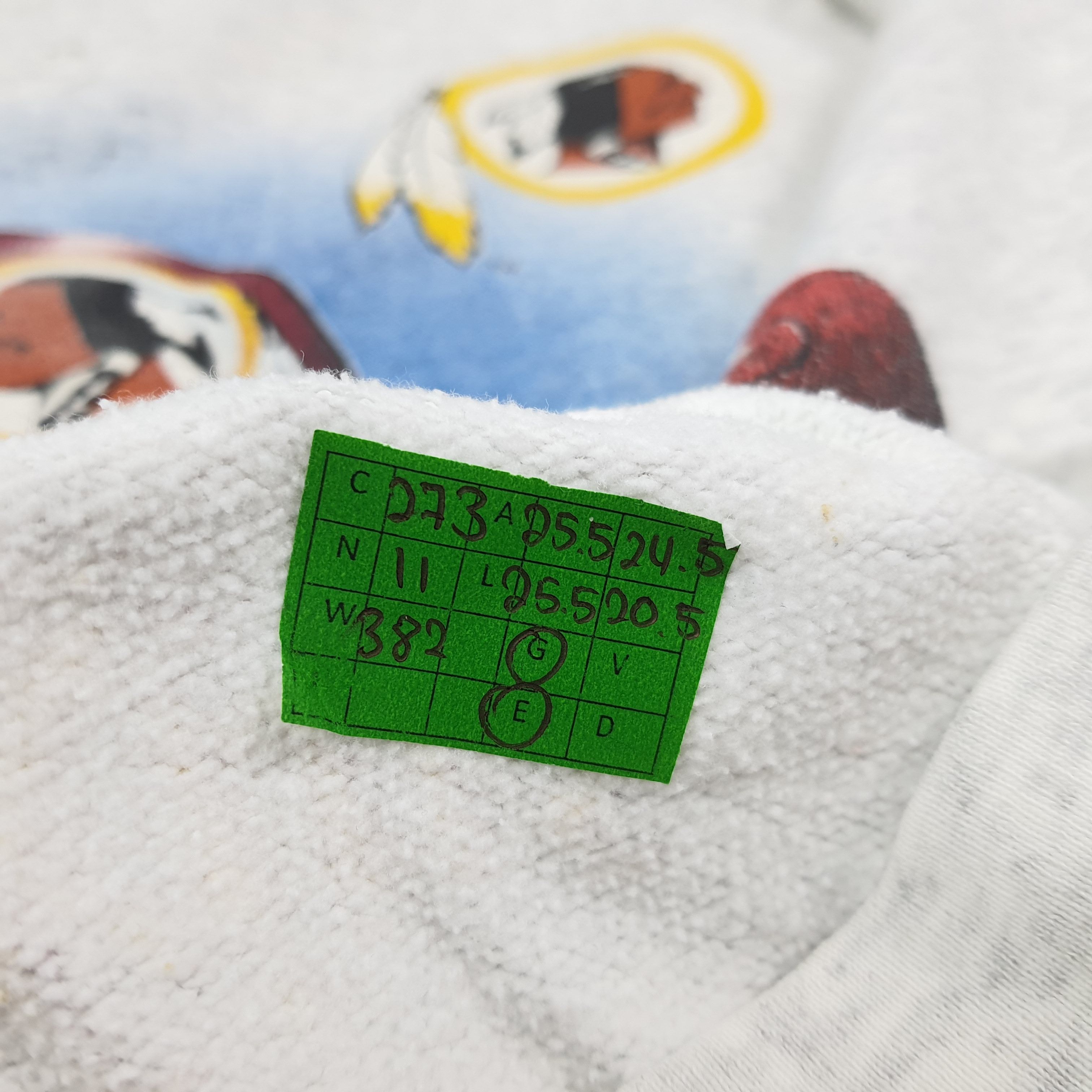 Vintage Vintage Washington Redskin NFL Sweatshirt C273N11 Size US L / EU 52-54 / 3 - 8 Thumbnail
