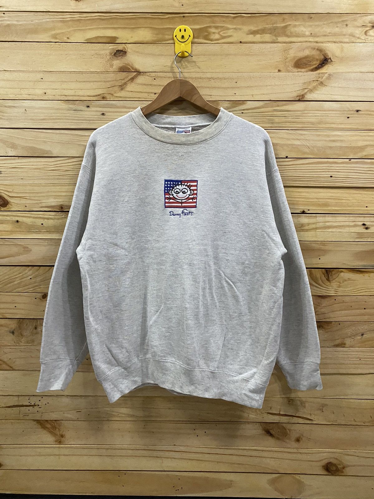 Vintage Vintage DANNY FIRST embroidery logo crewneck Size US L / EU 52-54 / 3 - 1 Thumbnail