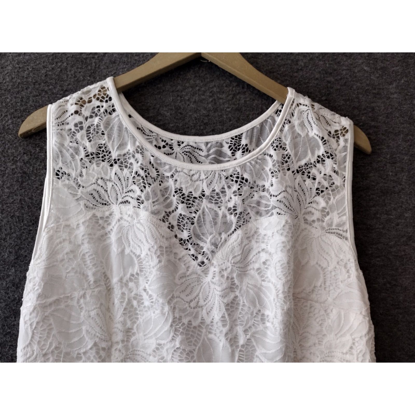 Vintage Women's Formal Maxi Dress XL White Ruched Ruffles Sleeveless Wedding Prom Evening Party Lace Floral Dress XS-XL Size XL / US 12-14 / IT 48-50 - 3 Thumbnail