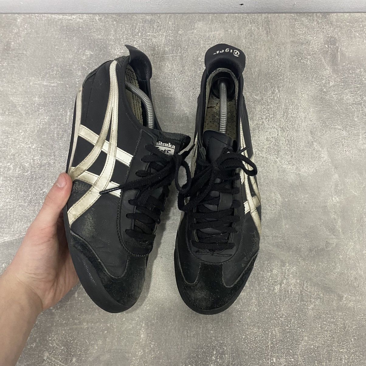 Asics Asics Onitsuka Tiger Leather Sneakers Mexico 66 Size US 9 / EU 42 - 1 Thumbnail