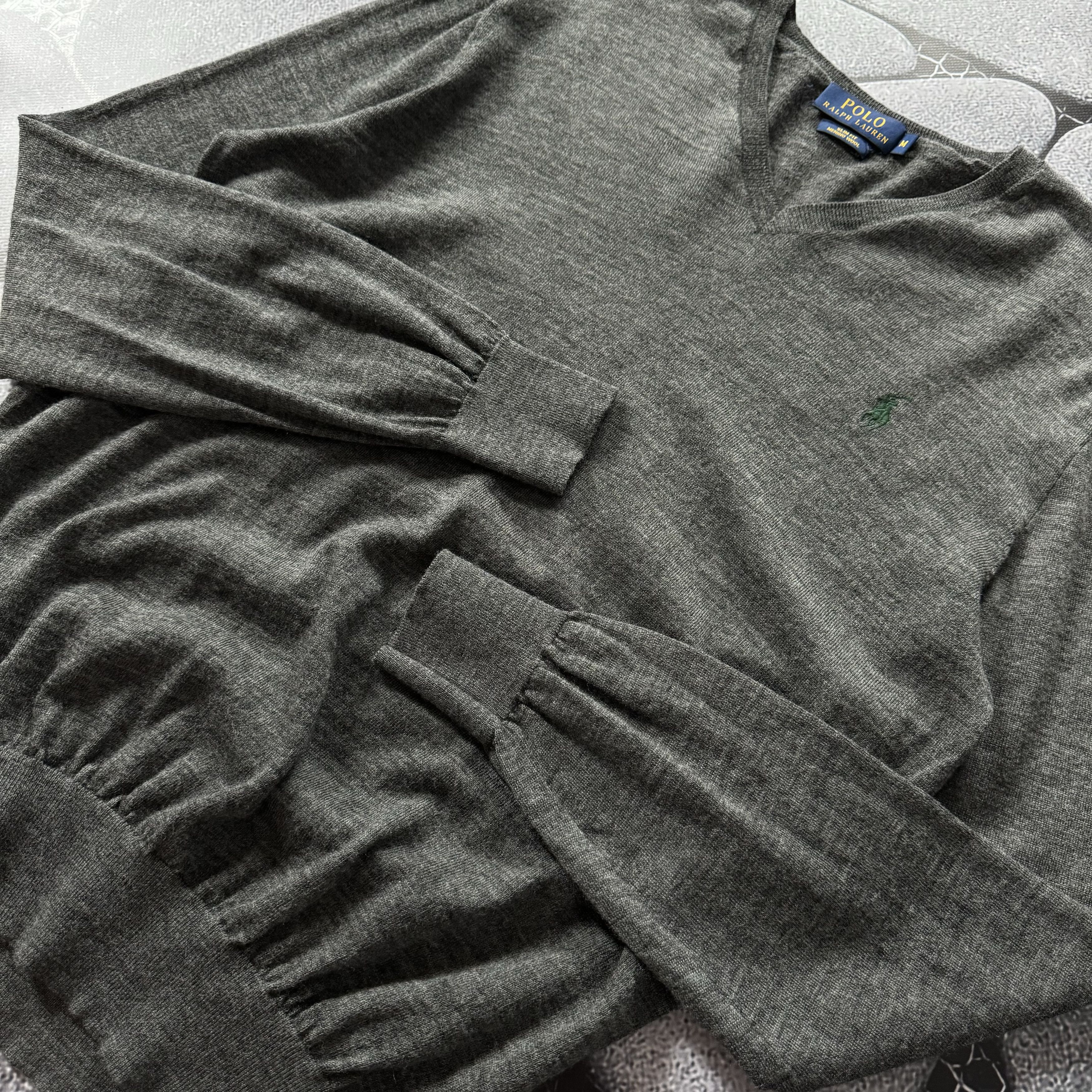 Polo Ralph Lauren POLO RALPH LAUREN V NECK WOOL SWEATER SLIM FIT Size US M / EU 48-50 / 2 - 3 Thumbnail