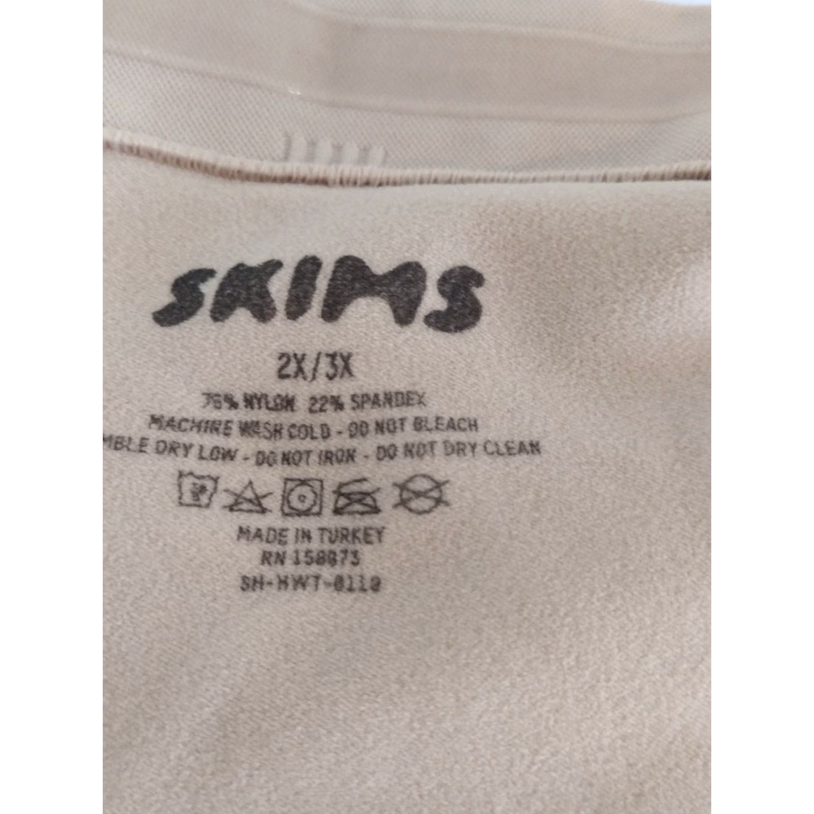 SKIMS SKIMS Women's High-Waisted Seamless Sculpt Thong Beige 2X/3X SH-HWT-0119 Size ONE SIZE - 4 Thumbnail