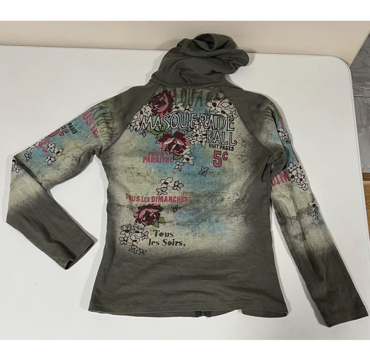 Vintage ‘Masquerade Ball’ Floral Diamond Y2K Sweatshirt Size S 🌹✨ Size S / US 4 / IT 40 - 3 Thumbnail