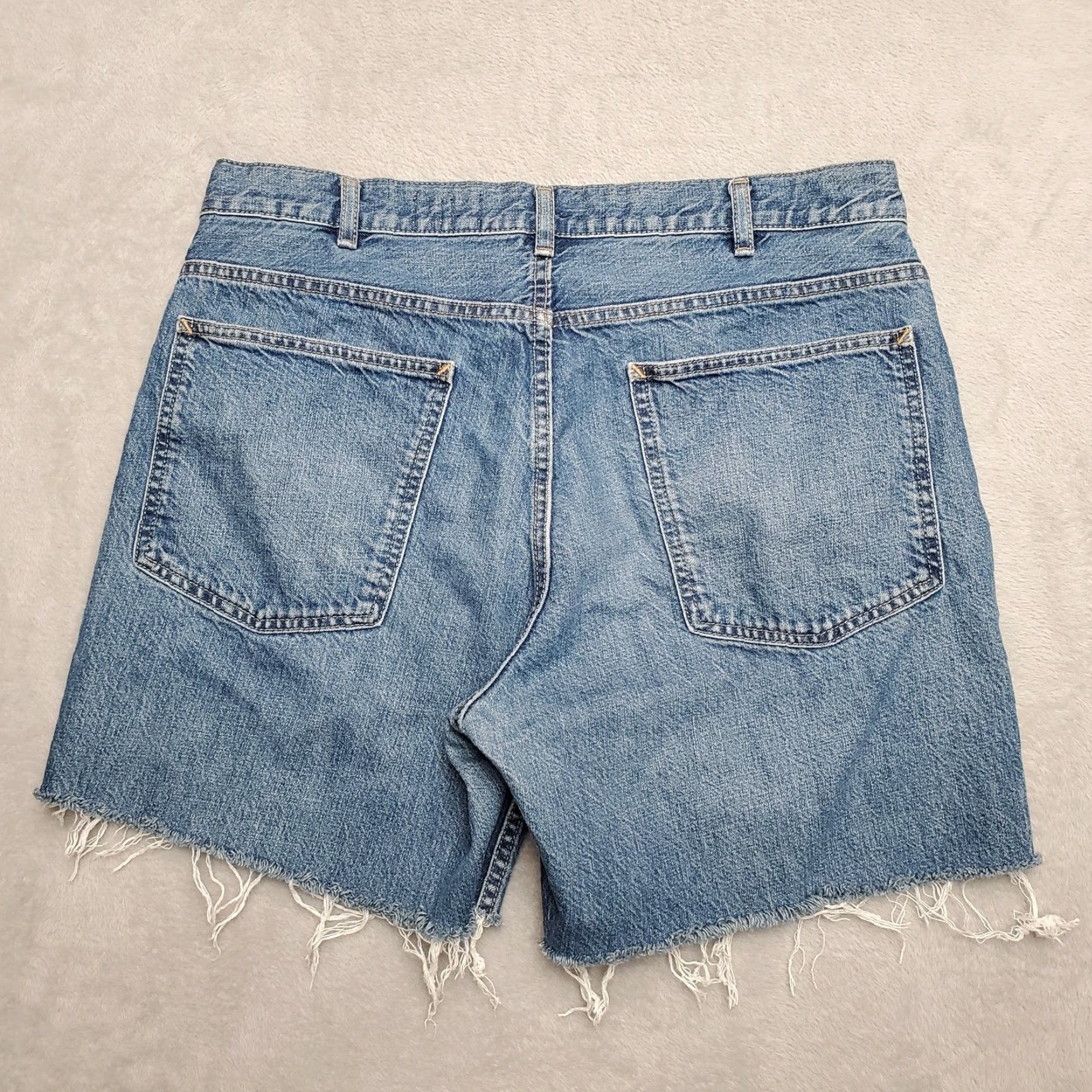 Uniqlo Uniqlo Shorts Womens 35x6 blue Denim Cutoff Flat Front Twill Jorts Pants Blackout? Size 24" / US 00 / IT 34 - 4 Thumbnail