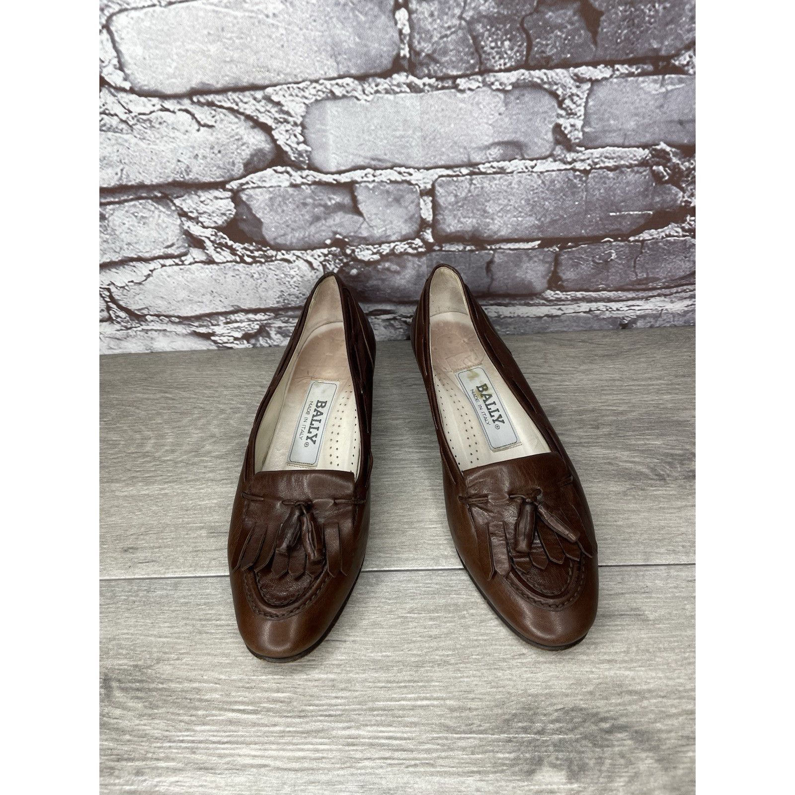 Bally Bally Brown Leather Kiltie Tassel Loafers Kitten Heel Shoes Size US 6.5 / IT 36.5 - 12 Thumbnail