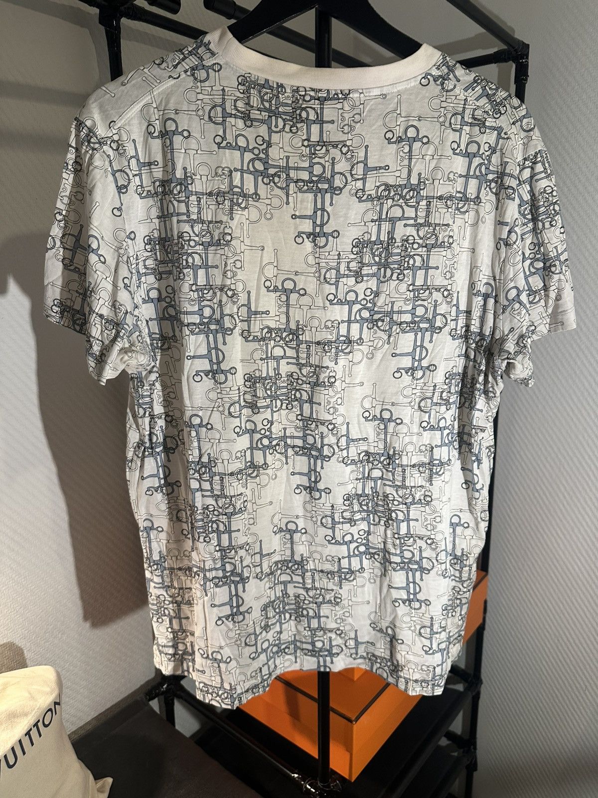 Hermes Hermès Horsebit Print T-Shirt L Italy — Damaged and Repaired Size US L / EU 52-54 / 3 - 7 Thumbnail