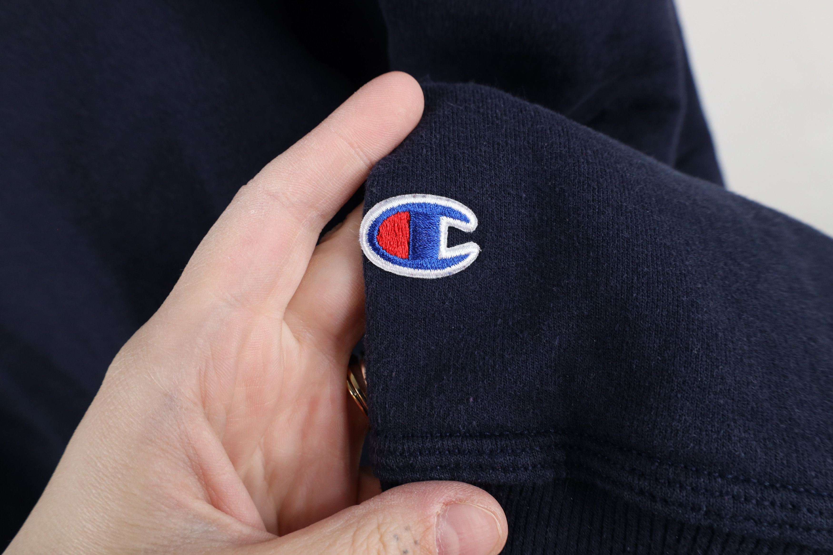Champion × Vintage Vintage Champion Monochrome Classic Logo Sweatshirt Blue Size US XL / EU 56 / 4 - 4 Thumbnail