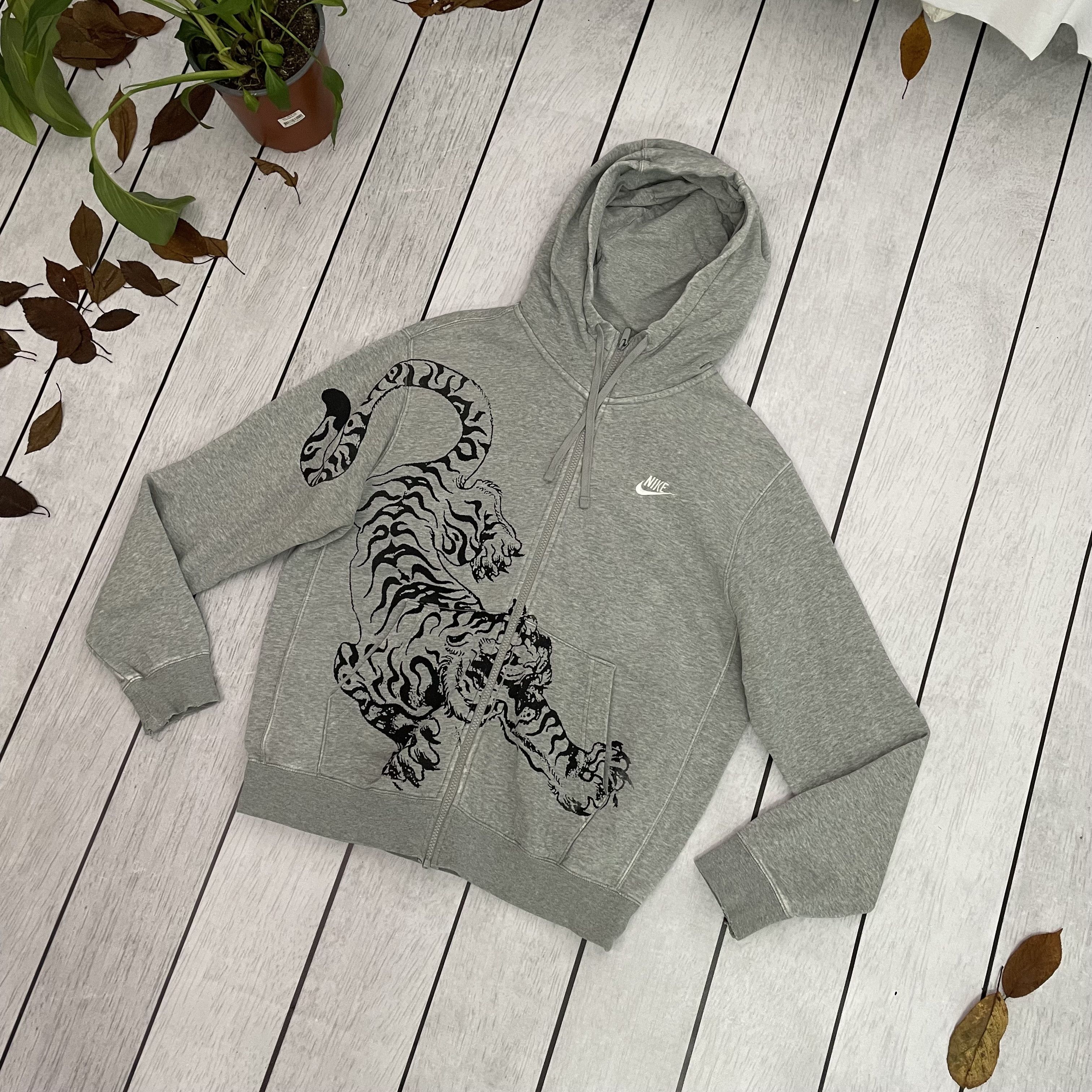 Nike Custom Nike Full zip Hoodie Tiger art grunge opium y2k Size US M / EU 48-50 / 2 - 2 Thumbnail