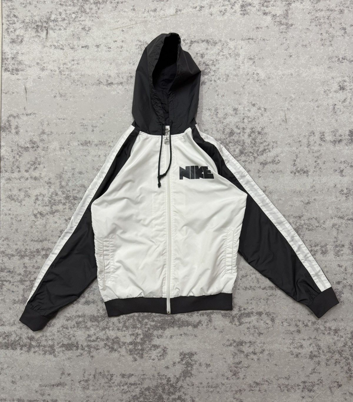 Nike VINTAGE Y2K NIKE BLOCK WINDBREAKER JACKET HODIE BOMBER STYLE Size US S / EU 44-46 / 1 - 3 Thumbnail