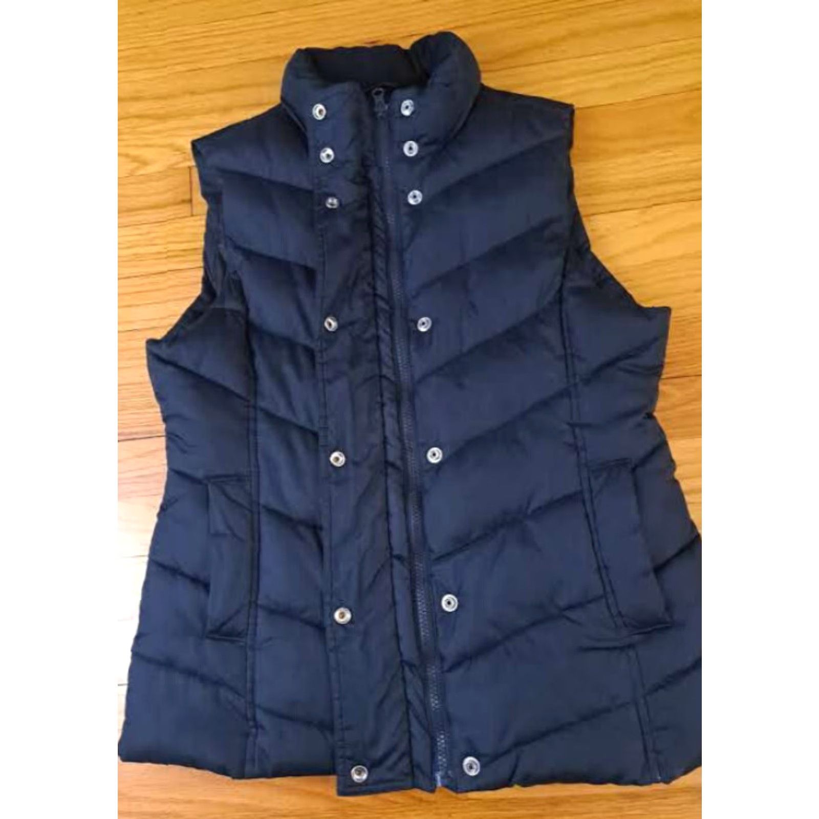 Gap VINTAGE Gap Vest Outdoor Black Down Puffer Zip Button Womens M Medium Short Policy: Organic Size M / US 6-8 / IT 42-44 - 4 Thumbnail