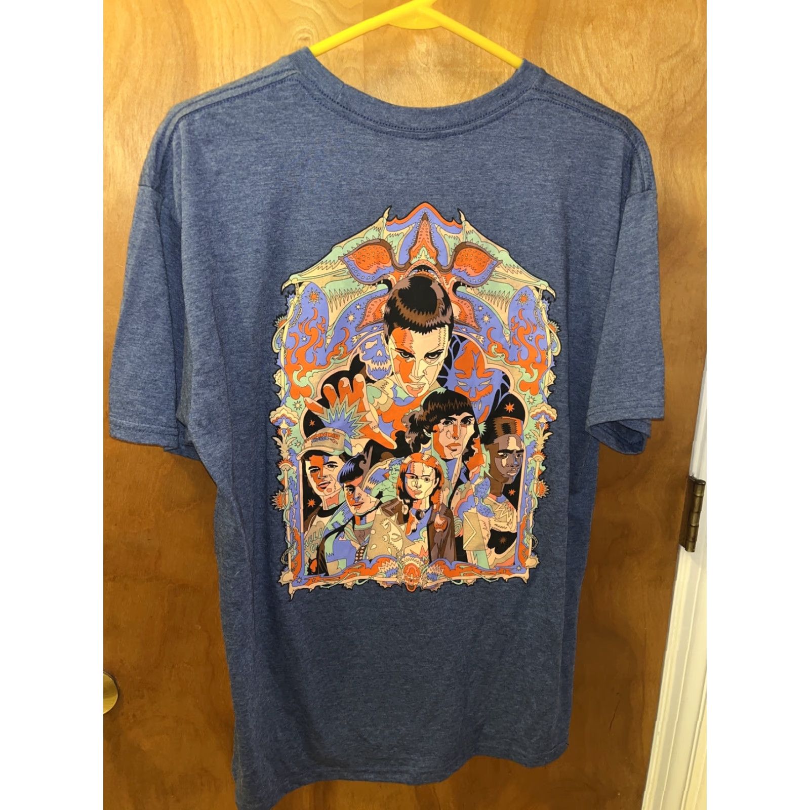 Vintage Netflix Stranger Things Cool Art Eleven & Crew Blue T-shirt Adult Large NWT Size US L / EU 52-54 / 3 - 3 Thumbnail