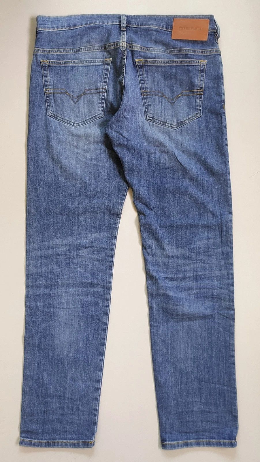 Diesel Diesel D-YENNOX L.32 MENS JEANS T/9880 Size US 33 - 11 Thumbnail