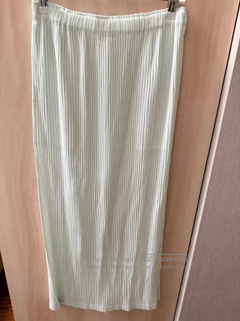 Issey Miyake Issey Miyake Pleated Toothpick Skirt Size 25" / US 0 / IT 36 - 2 Thumbnail