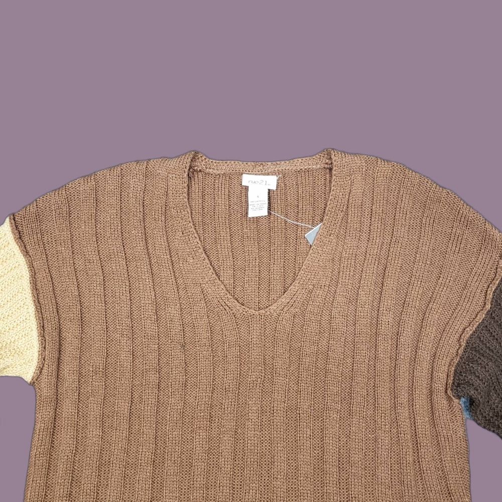 Vintage Rue21 Sweater Womens S Brown Long Sleeve Distressed Edges V-Neck Pullover New Size S / US 4 / IT 40 - 1 Thumbnail