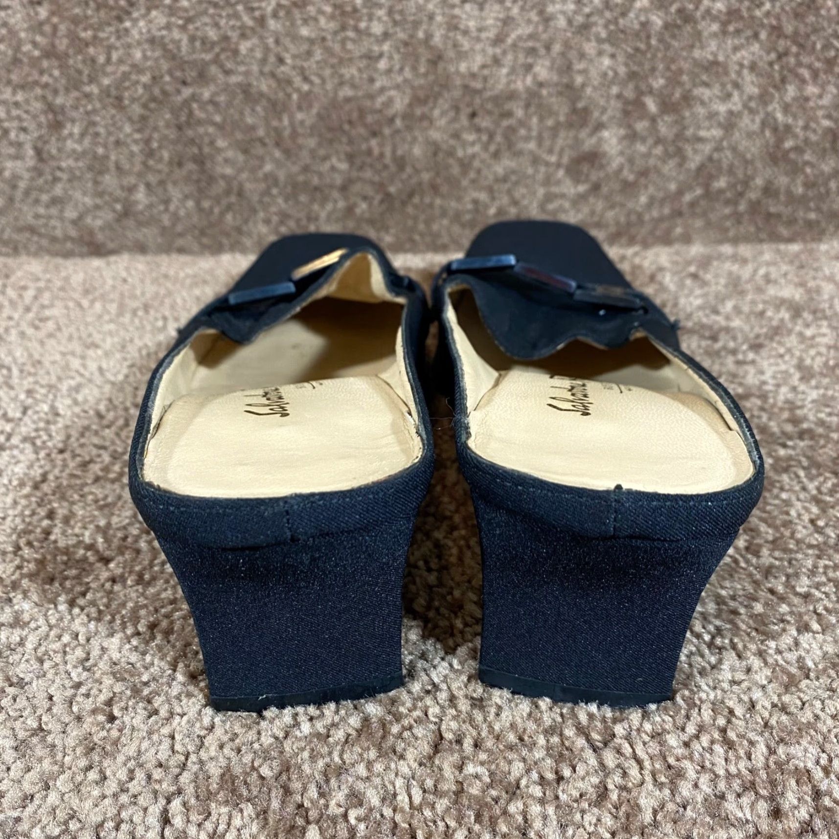 Salvatore Ferragamo Salvatore Ferragamo Heels Womens 9 B Black Buckle Block Lightweight Comfort 2.5" Pump Womens Shoes US 9.5 Nubuck Size US 10 / IT 40 - 7 Thumbnail