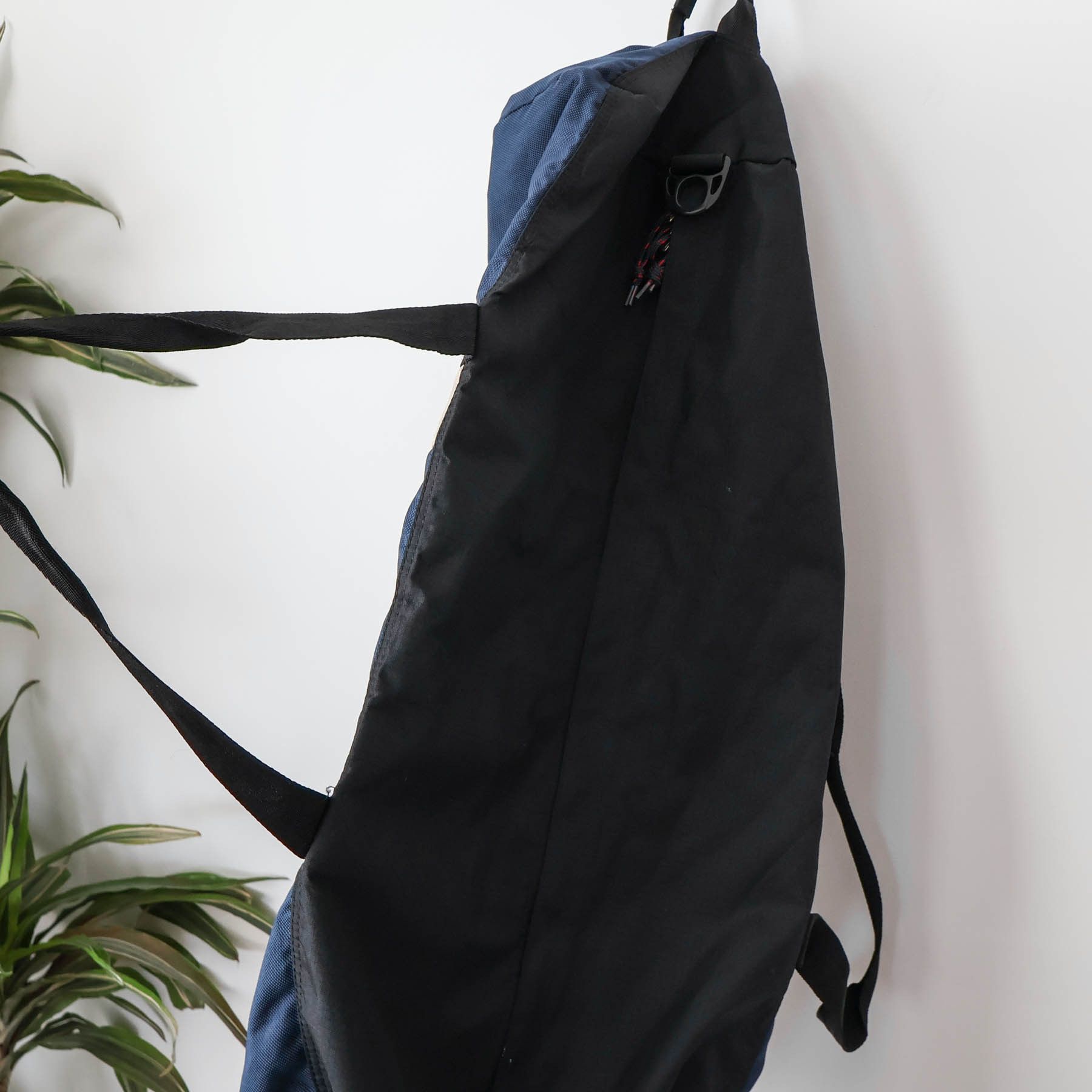 Vintage Vintage Y2K Tommy Hilfiger Extra Large Sailing Duffle Bag Size ONE SIZE - 4 Thumbnail