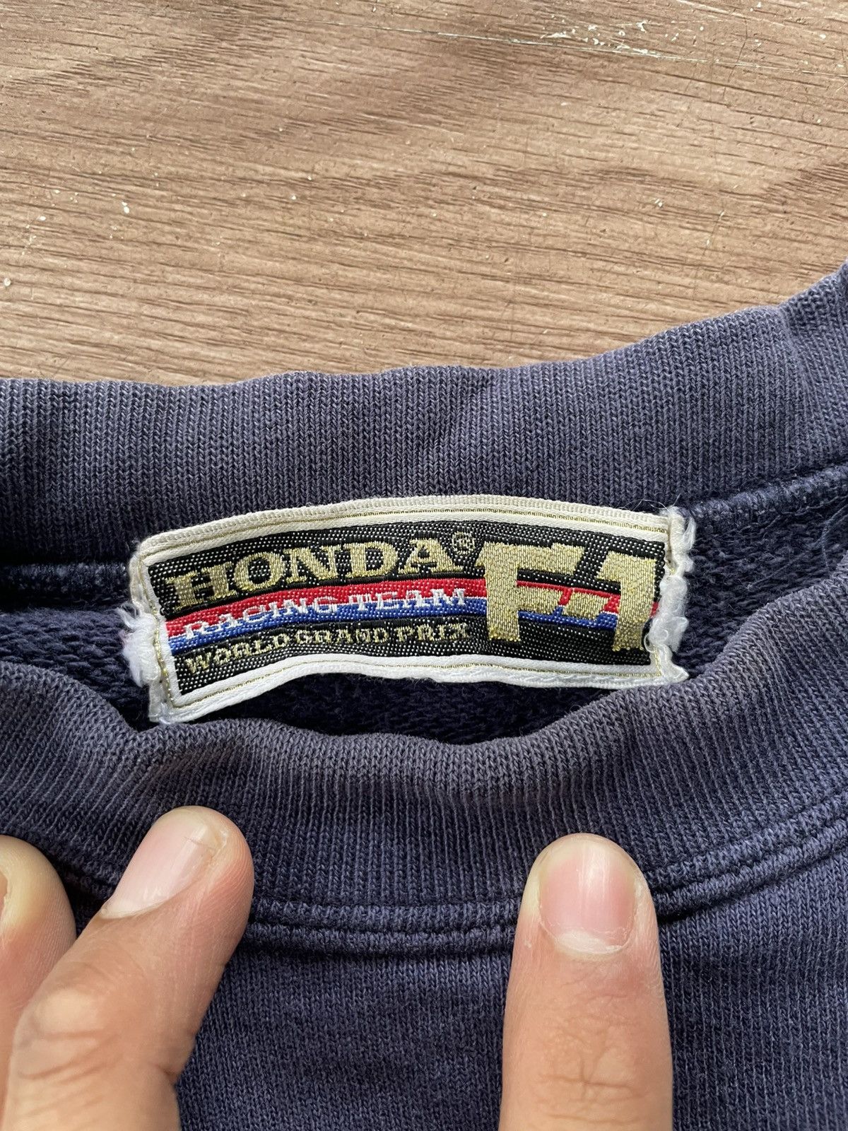 Honda Vintage Distressed Honda F1 Racing Team Sweatshirt Size US L / EU 52-54 / 3 - 3 Thumbnail