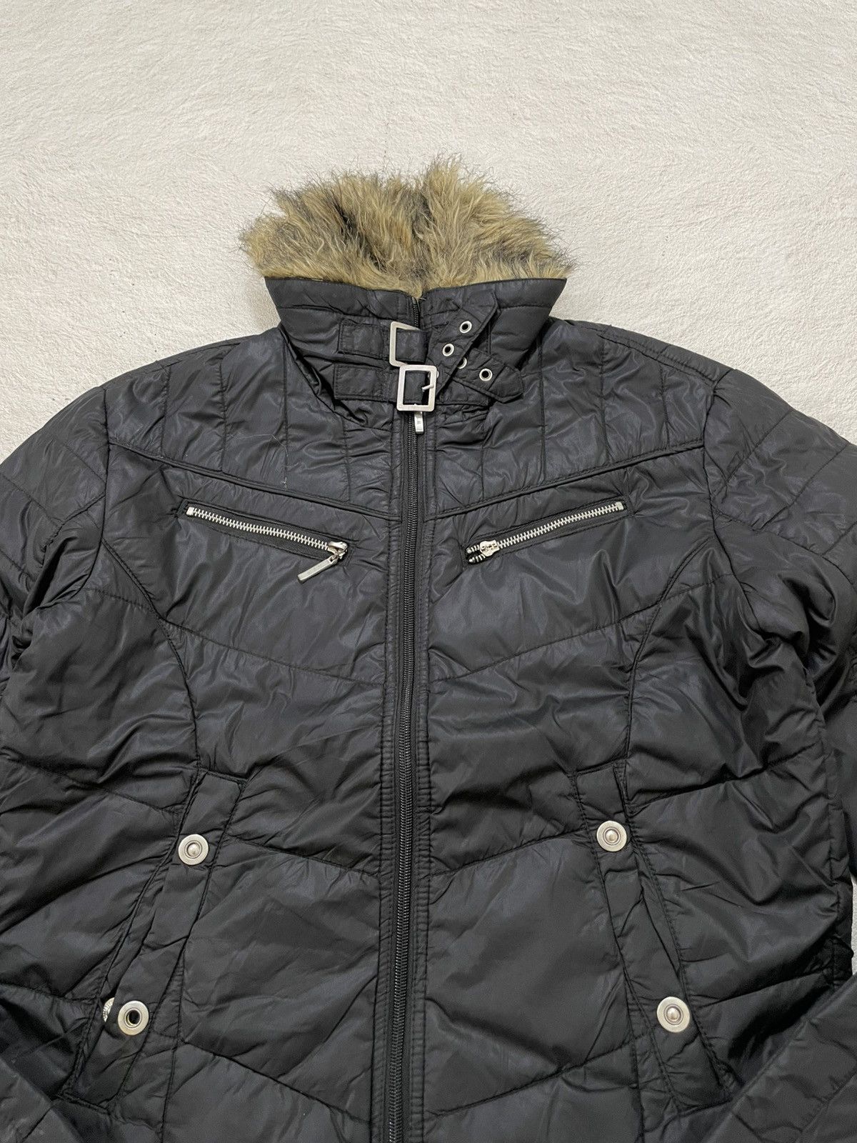 Japanese Brand Y2K Black Quilted Jacket Fur Collar Buckle Detail Puffer LGB Size US M / EU 48-50 / 2 - 2 Thumbnail
